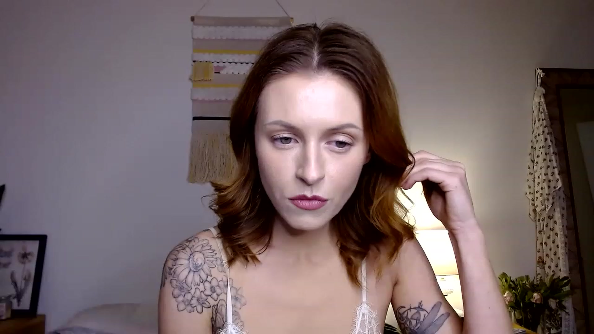 Gallery image thumbnail from theejolittle's myfreecams stream on, 12/05/2022, 24:07 image 2 of 20