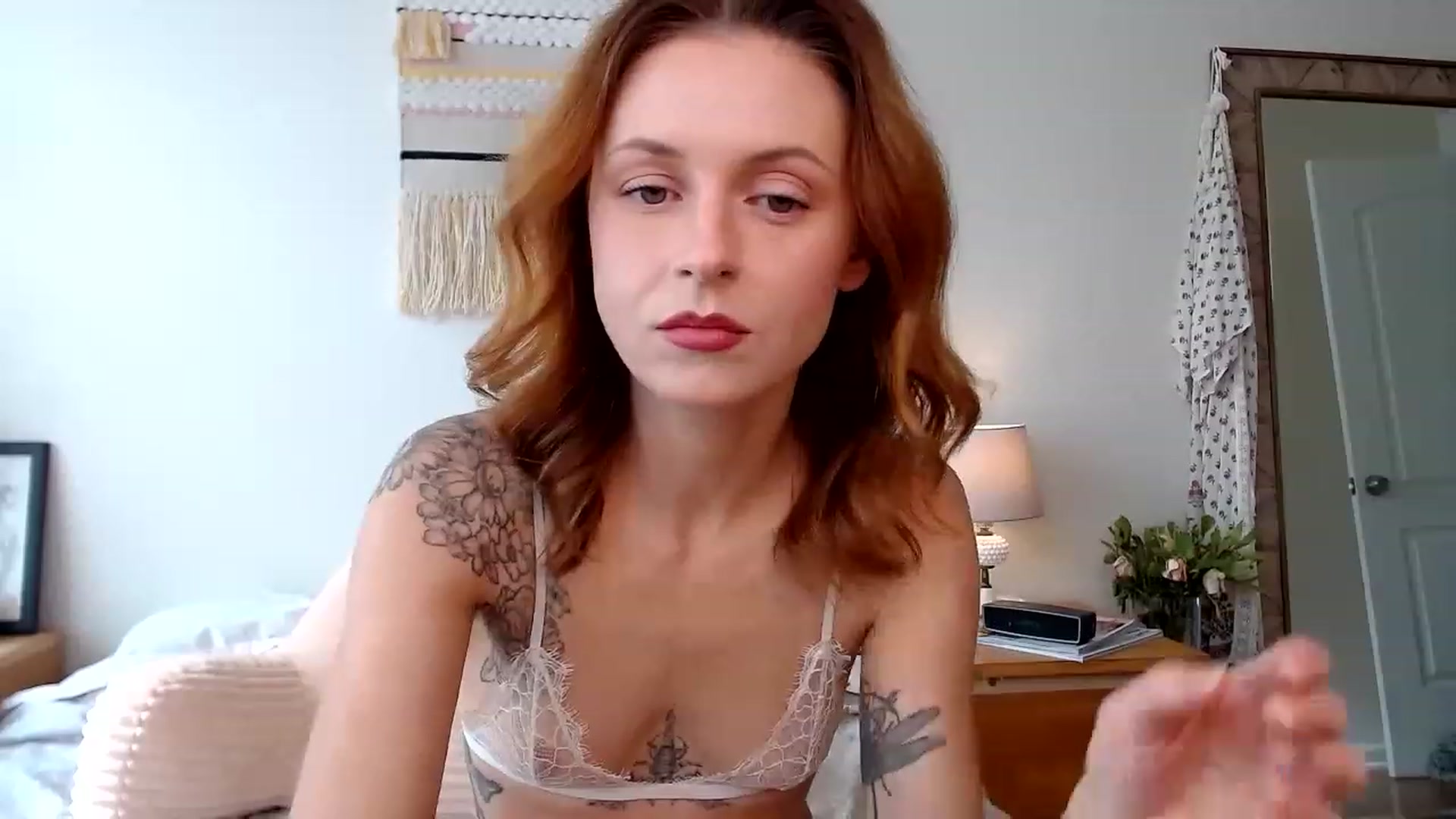 Gallery image thumbnail from theejolittle's myfreecams stream on, 12/08/2022, 19:56 image 2 of 20