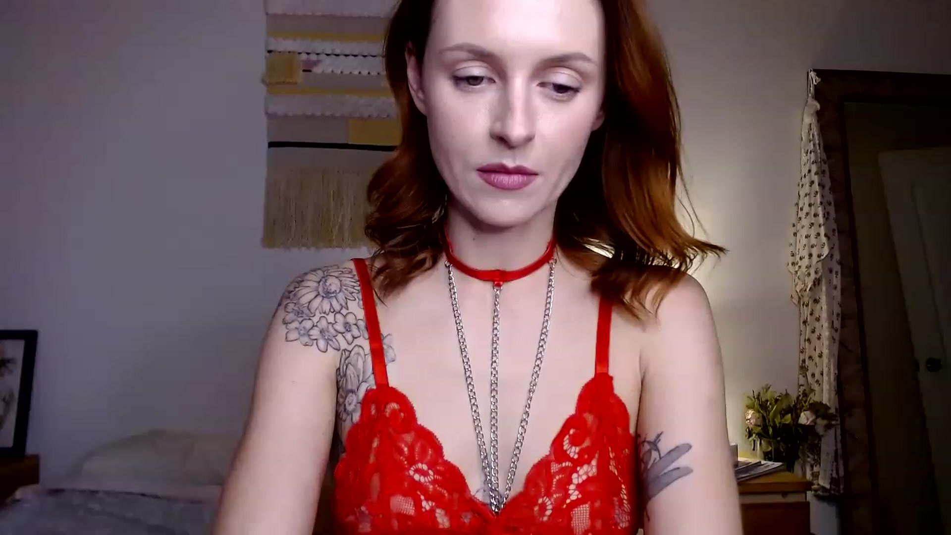 Gallery image thumbnail from theejolittle's myfreecams stream on, 12/23/2022, 23:21 image 13 of 20