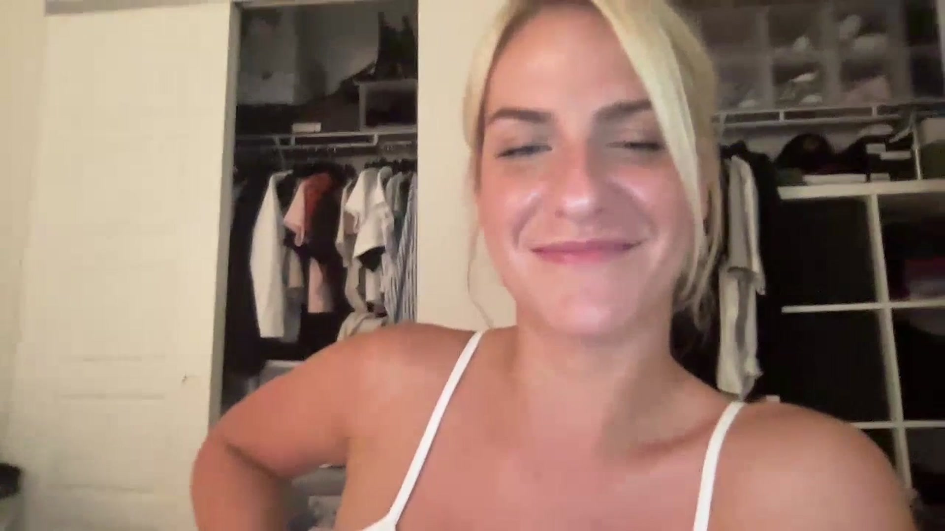 Gallery image thumbnail from thegreatest57's myfreecams stream on, 07/15/2023, 04:28 image 7 of 20