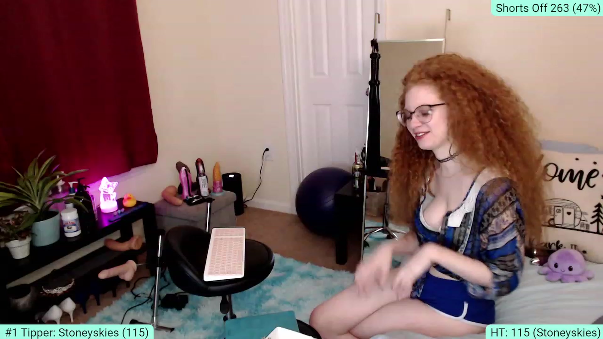 Gallery image thumbnail from thelilysparks's myfreecams stream on, 01/16/2023, 09:48 image 16 of 20