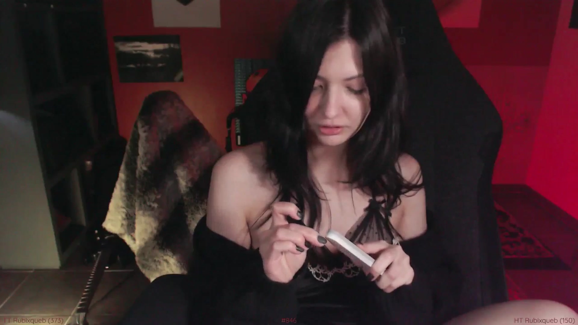 Gallery image thumbnail from theroom's myfreecams stream on, 11/14/2024, 03:16 image 4 of 20