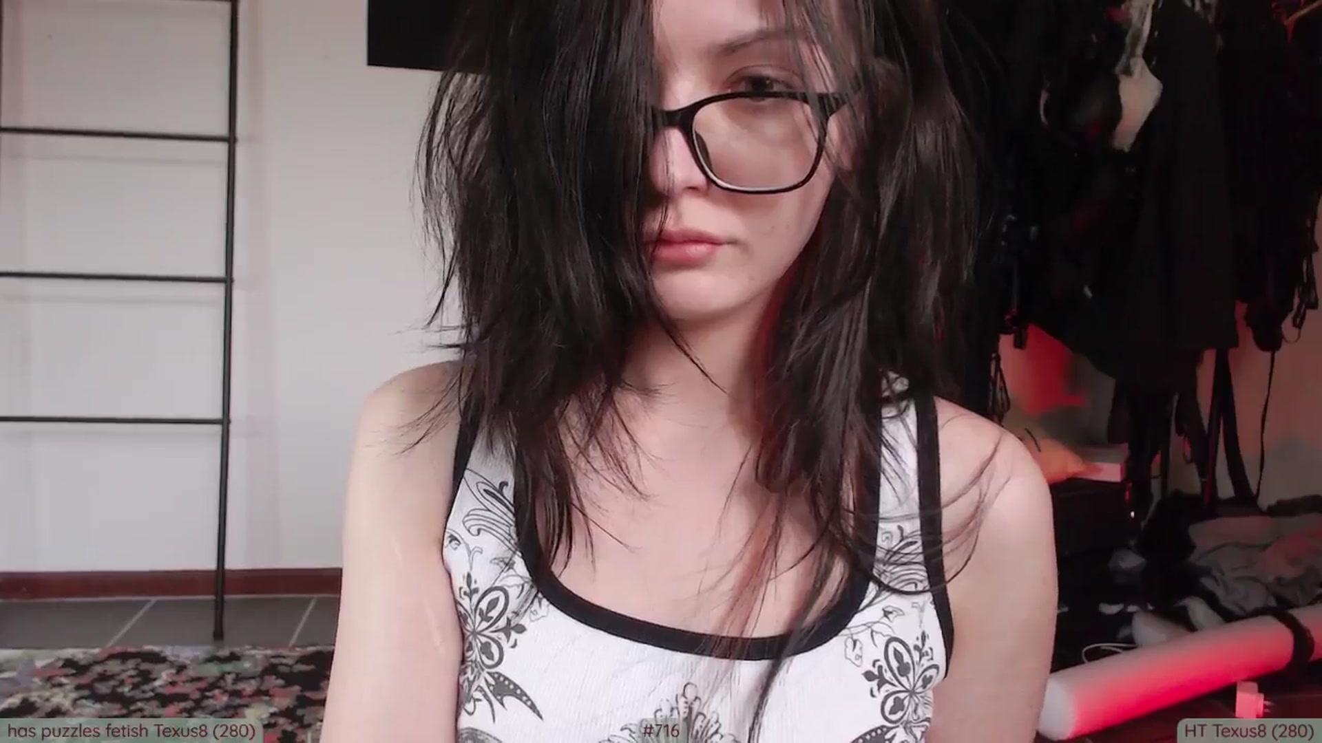 Gallery image thumbnail from theroom's myfreecams stream on, 11/16/2024, 06:39 image 7 of 20