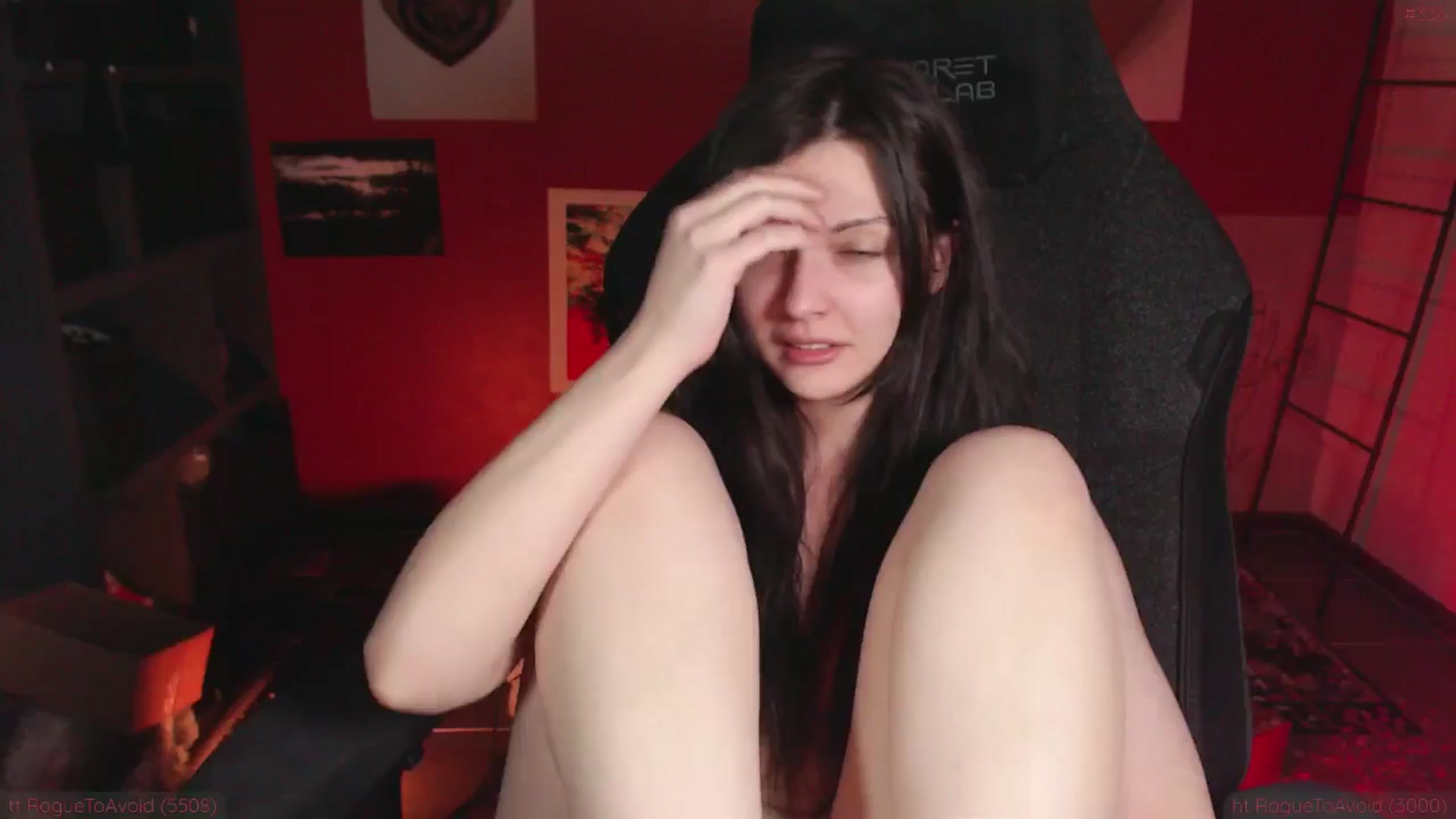 Gallery image thumbnail from theroom's myfreecams stream on, 11/19/2024, 06:19 image 16 of 20