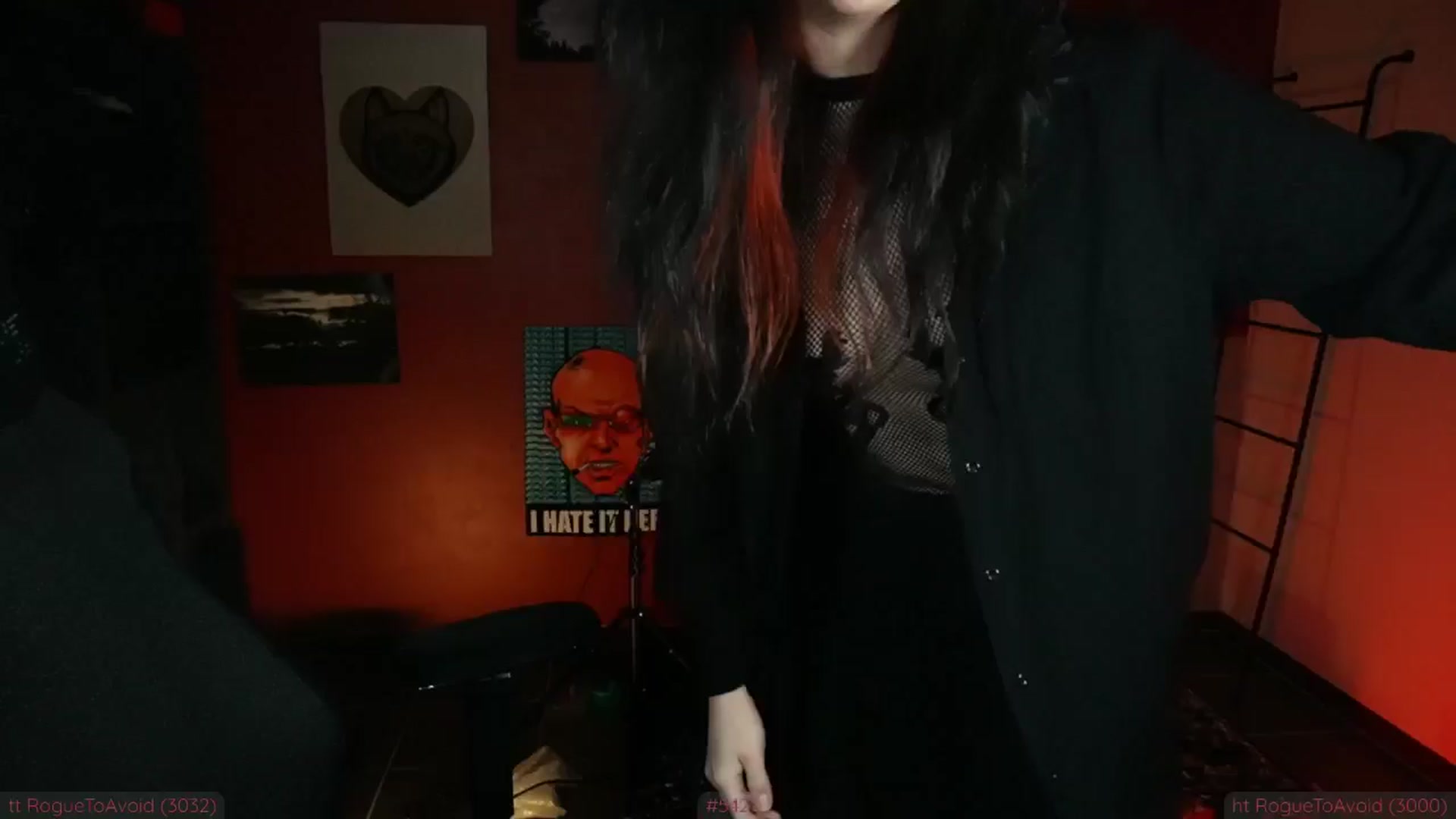 Gallery image thumbnail from theroom's myfreecams stream on, 11/19/2024, 06:19 image 3 of 20