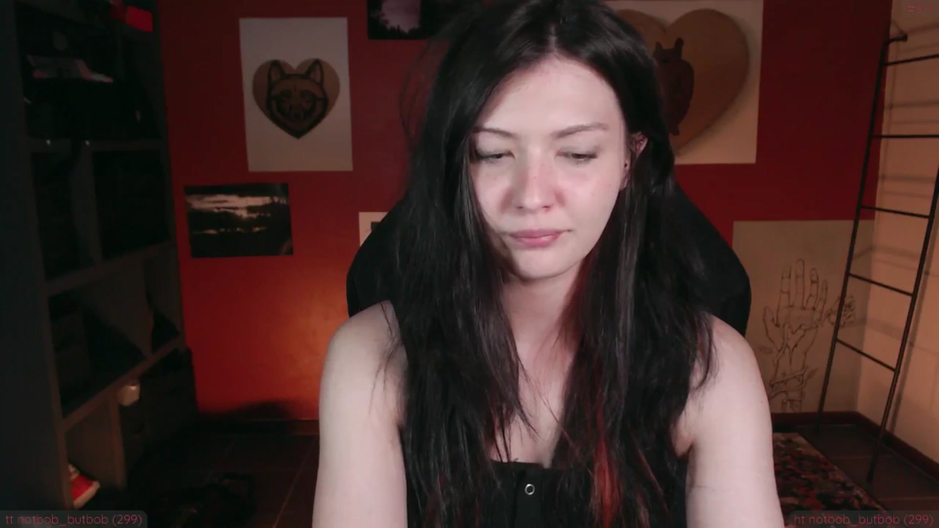 Gallery image thumbnail from theroom's myfreecams stream on, 11/20/2024, 24:57 image 4 of 20