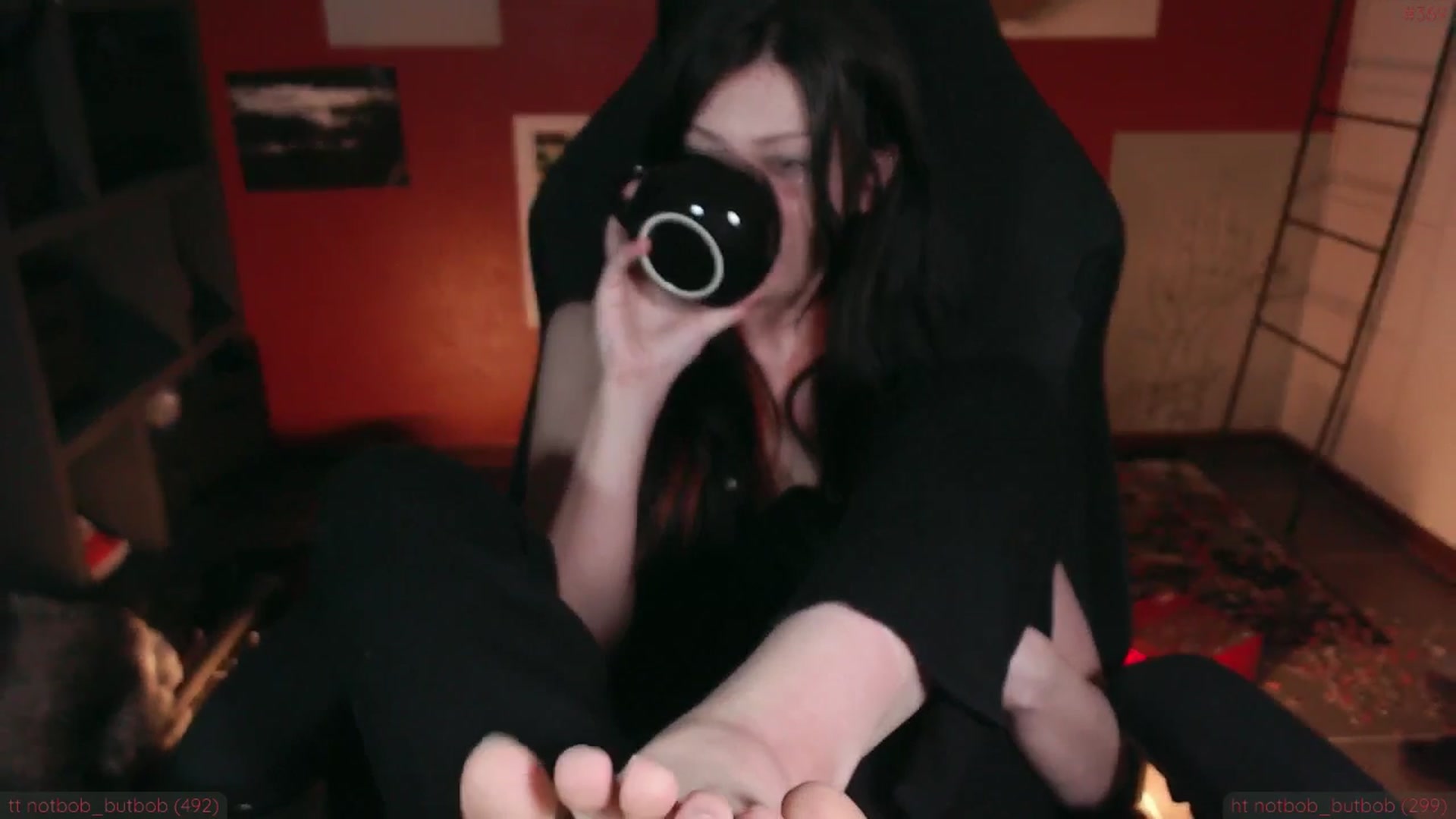 Gallery image thumbnail from theroom's myfreecams stream on, 11/20/2024, 24:57 image 7 of 20