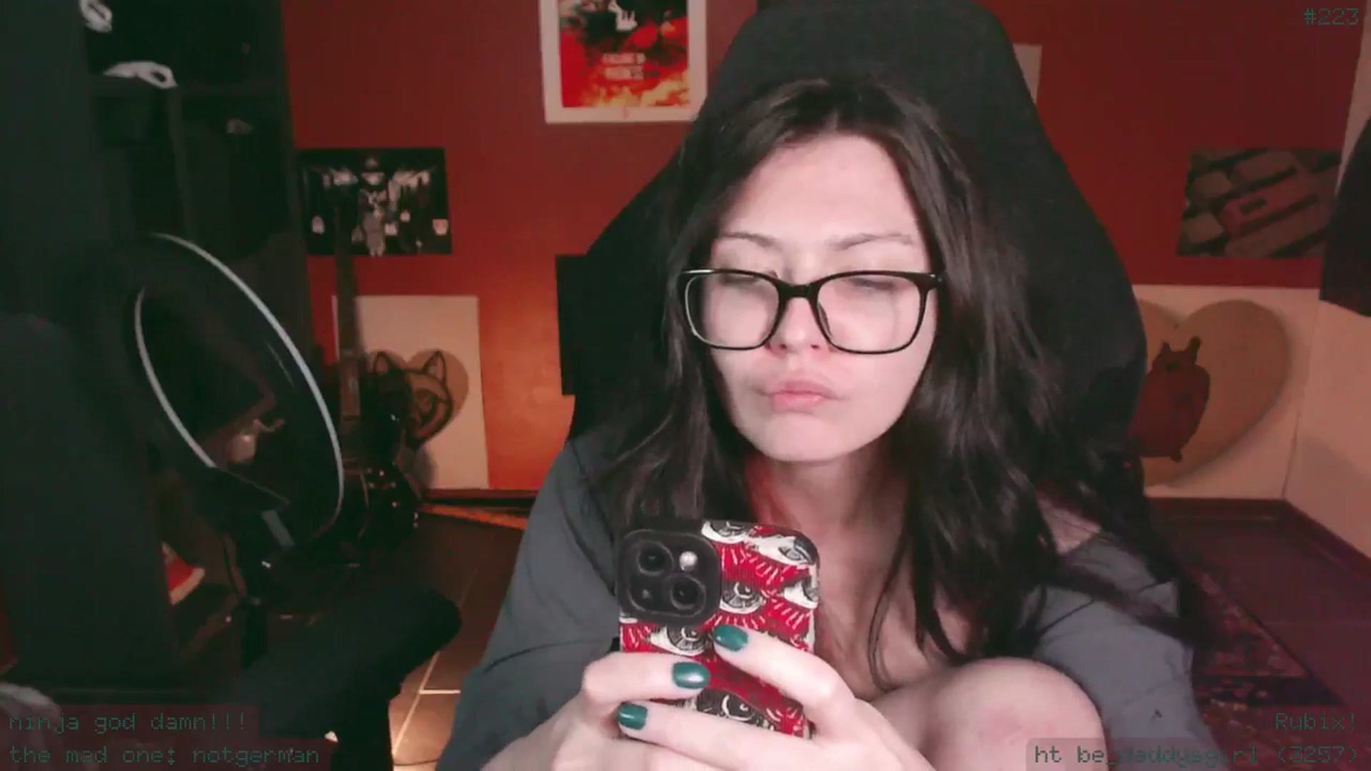 Gallery image thumbnail from theroom's myfreecams stream on, 11/28/2024, 07:04 image 5 of 20