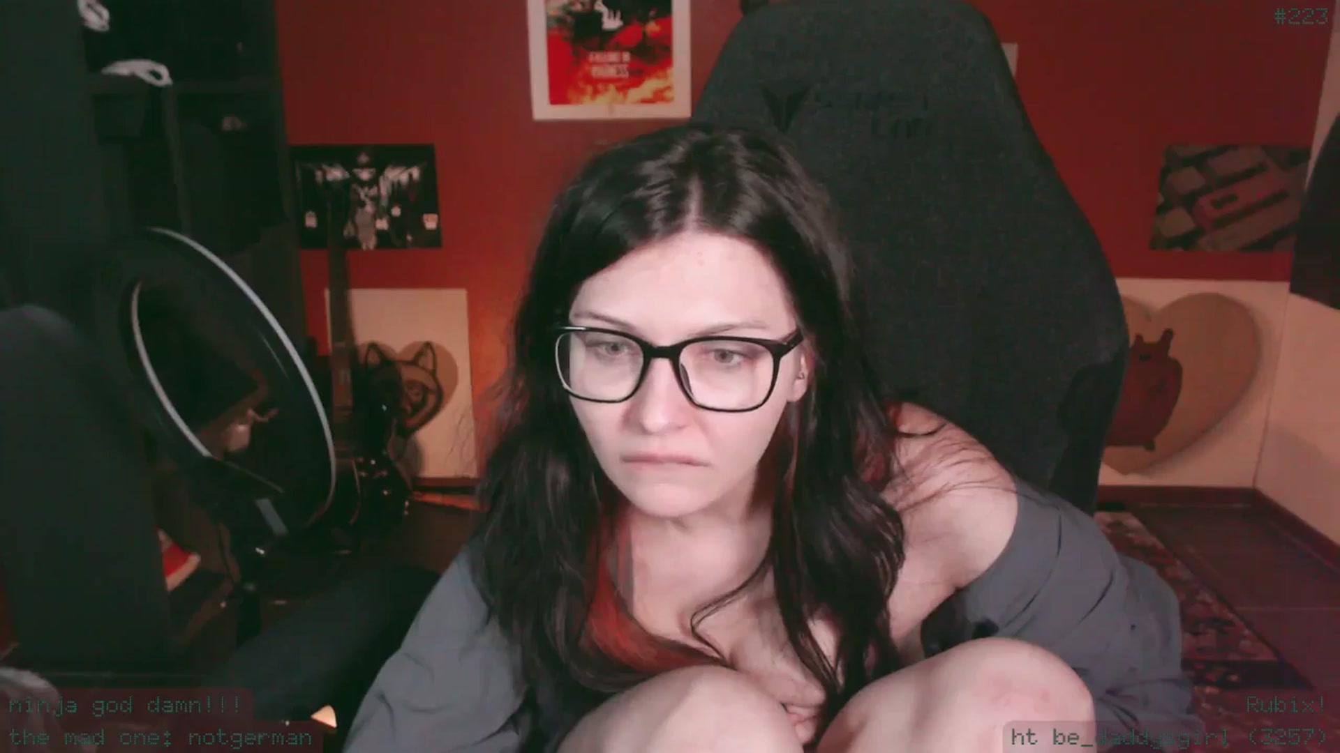 Gallery image thumbnail from theroom's myfreecams stream on, 11/28/2024, 07:04 image 7 of 20