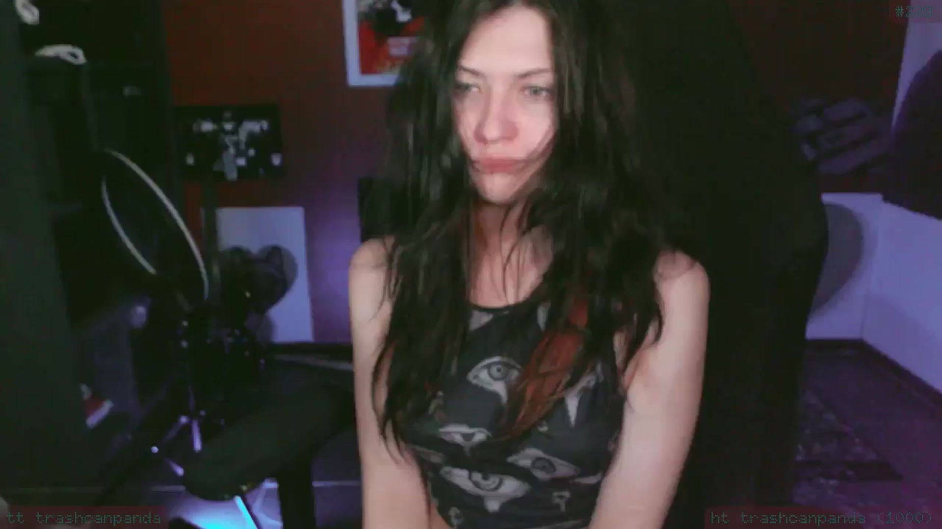 Gallery image thumbnail from theroom's myfreecams stream on, 11/29/2024, 06:02 image 12 of 20