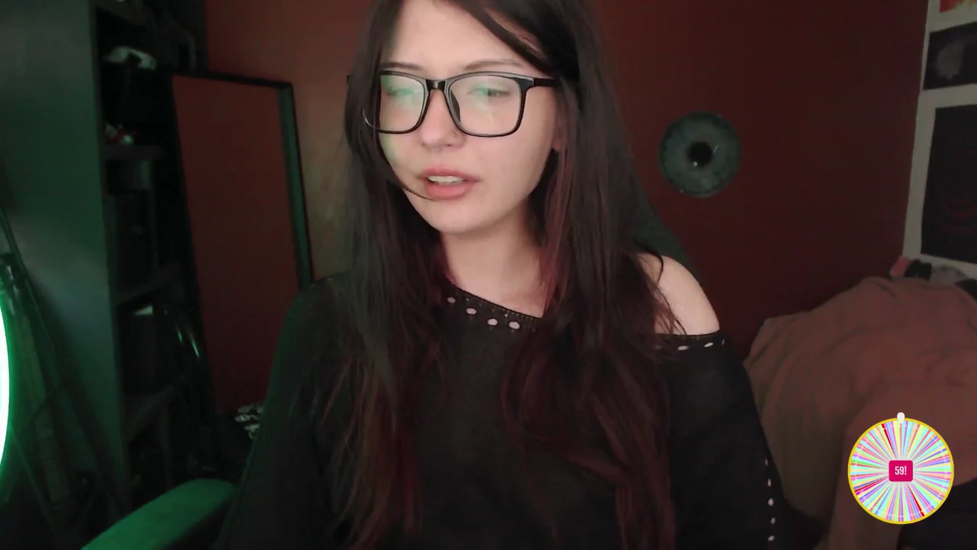 Gallery image thumbnail from theroom's myfreecams stream on, 05/22/2025, 06:27 image 17 of 20