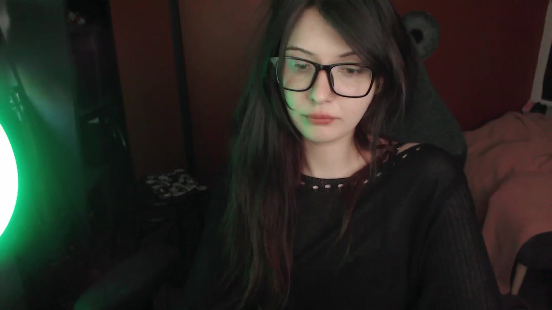 Gallery image thumbnail from theroom's myfreecams stream on, 05/22/2025, 06:27 image 11 of 20