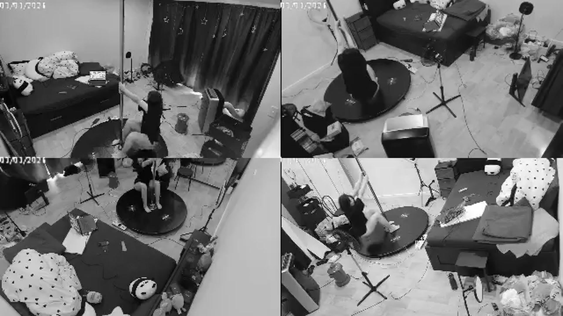 Gallery image thumbnail from theroom's myfreecams stream on, 03/01/2026, 05:34 image 4 of 20