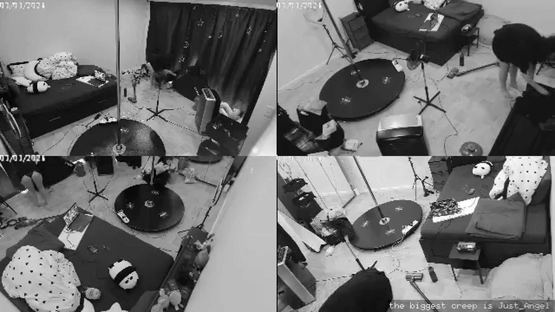 Gallery image thumbnail from theroom's myfreecams stream on, 03/01/2026, 05:34 image 7 of 20