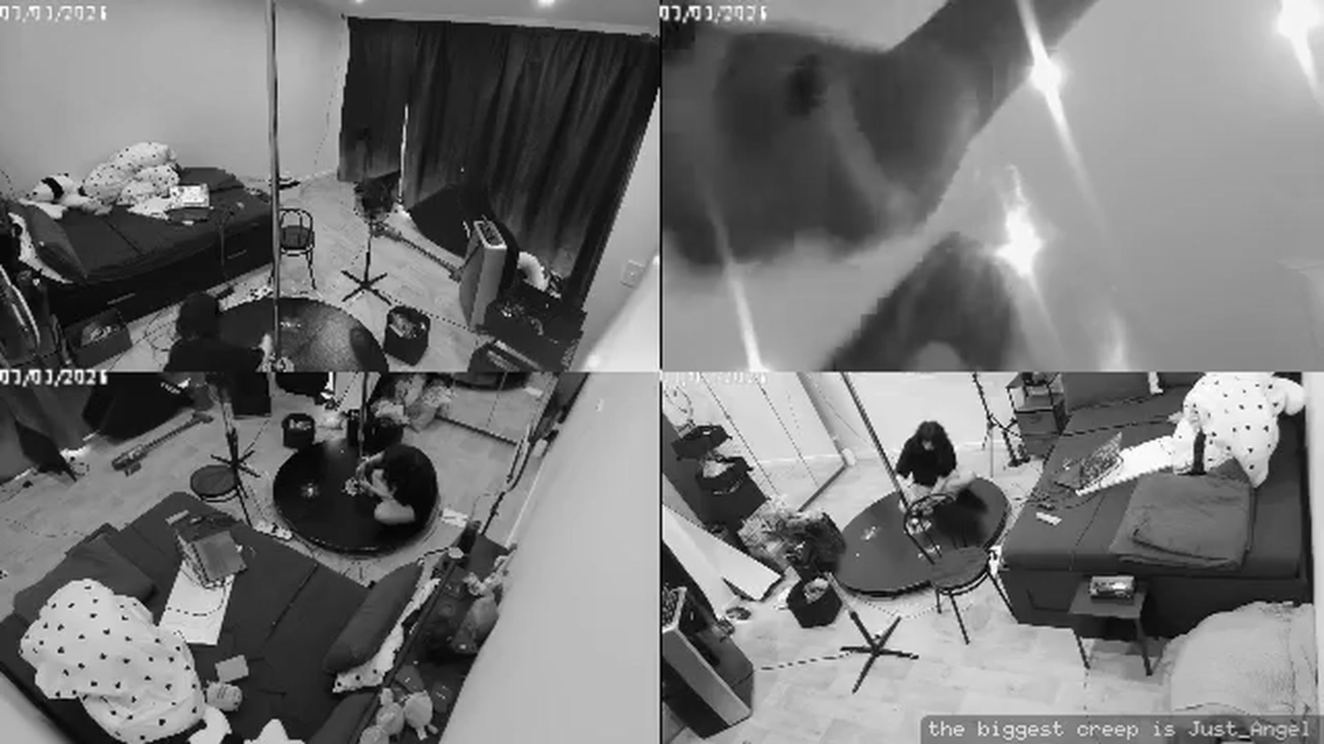 Gallery image thumbnail from theroom's myfreecams stream on, 03/01/2026, 05:34 image 16 of 20
