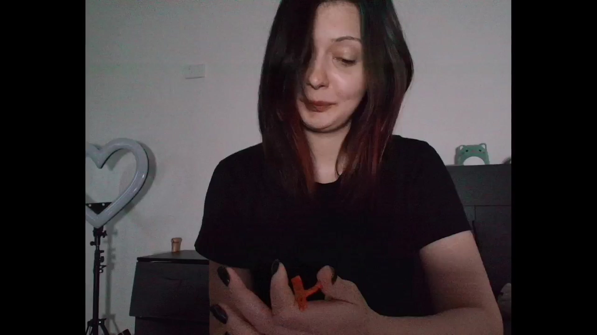 Gallery image thumbnail from theroom's myfreecams stream on, 03/03/2026, 05:42 image 8 of 20