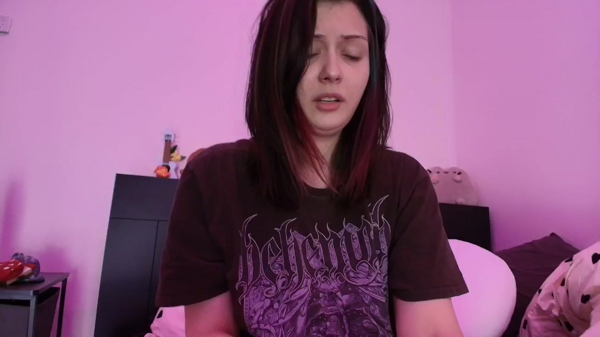 Gallery image thumbnail from theroom's myfreecams stream on, 03/07/2026, 05:59 image 1 of 20