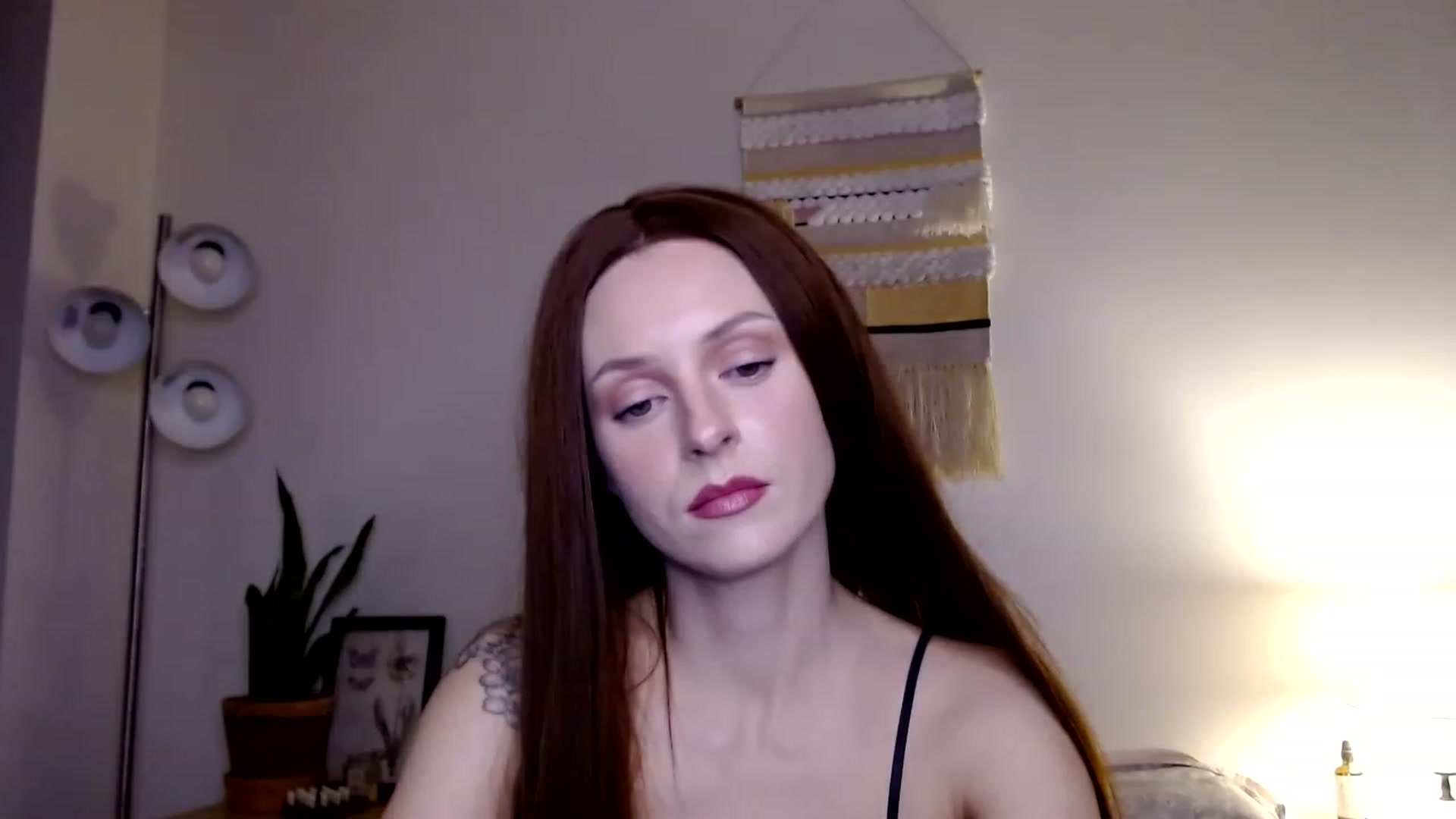 Gallery image thumbnail from therosethorne's myfreecams stream on, 01/20/2023, 03:44 image 20 of 20