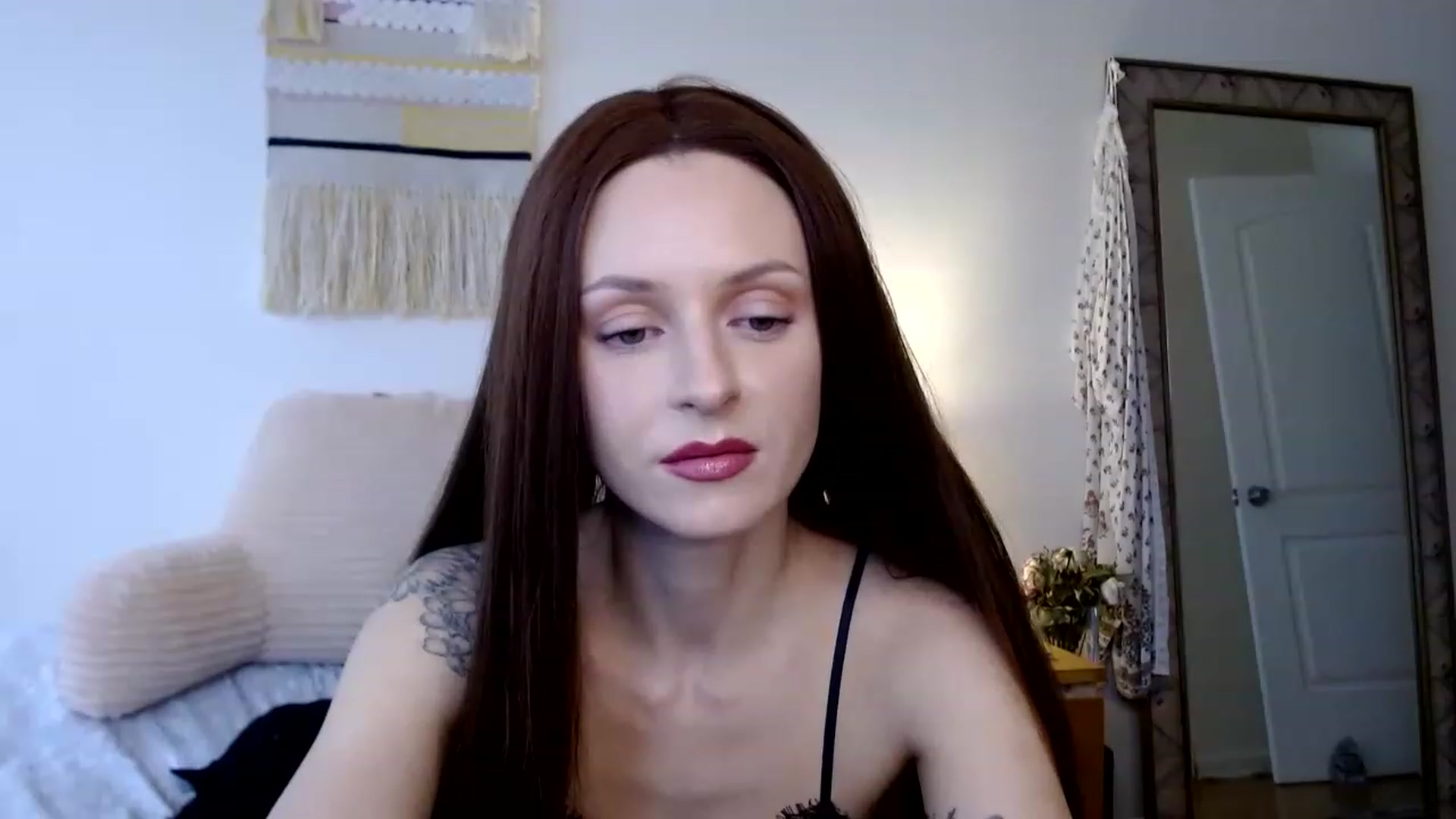 Gallery image thumbnail from therosethorne's myfreecams stream on, 01/20/2023, 20:52 image 3 of 20