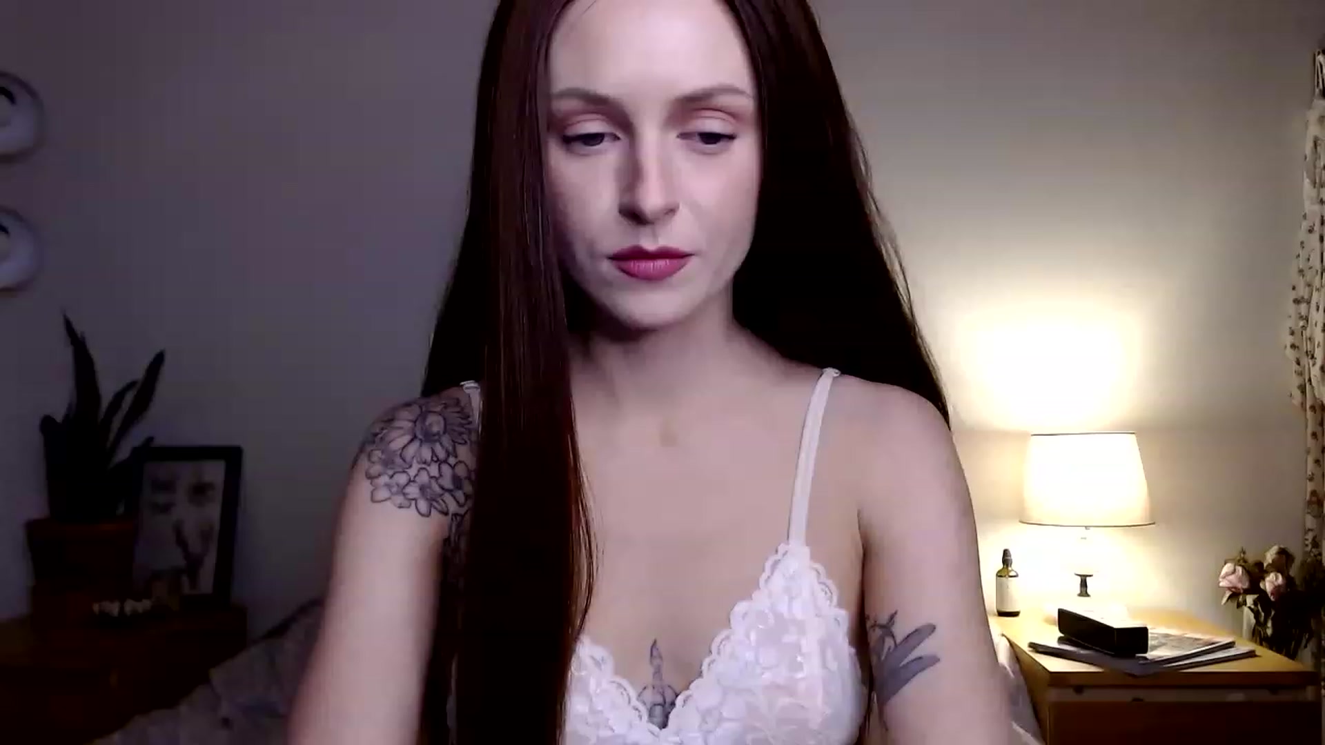 Gallery image thumbnail from therosethorne's myfreecams stream on, 01/26/2023, 24:25 image 13 of 20