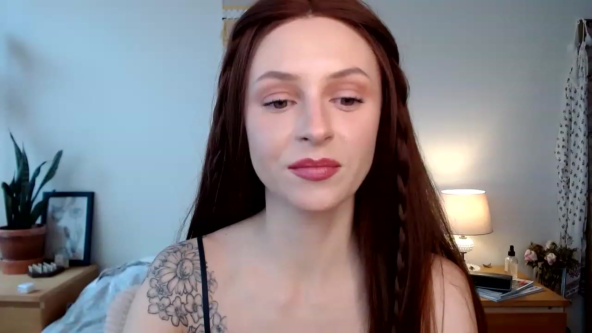 Gallery image thumbnail from therosethorne's myfreecams stream on, 02/07/2023, 16:37 image 15 of 20