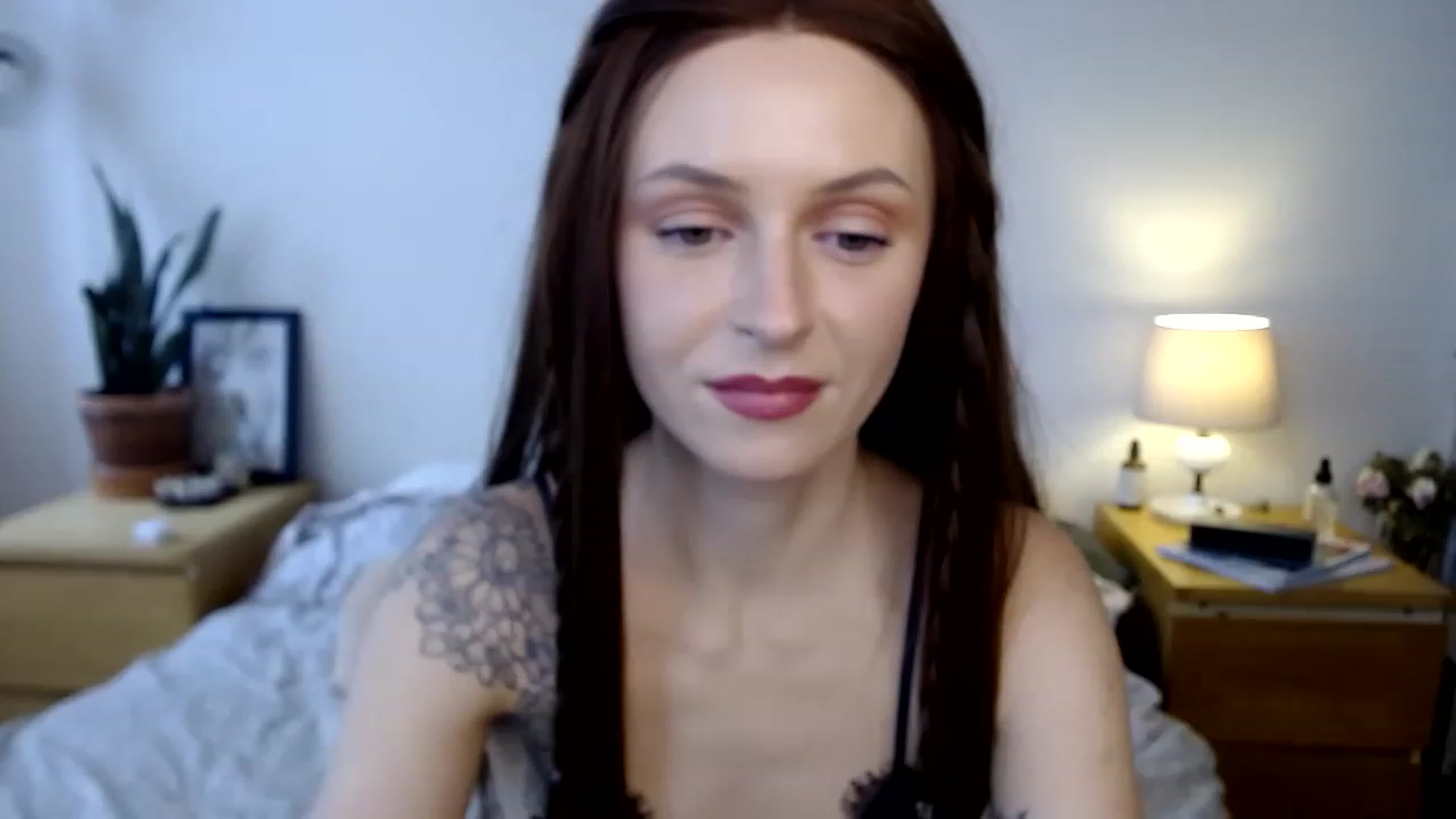 Gallery image thumbnail from therosethorne's myfreecams stream on, 02/07/2023, 17:50 image 6 of 20