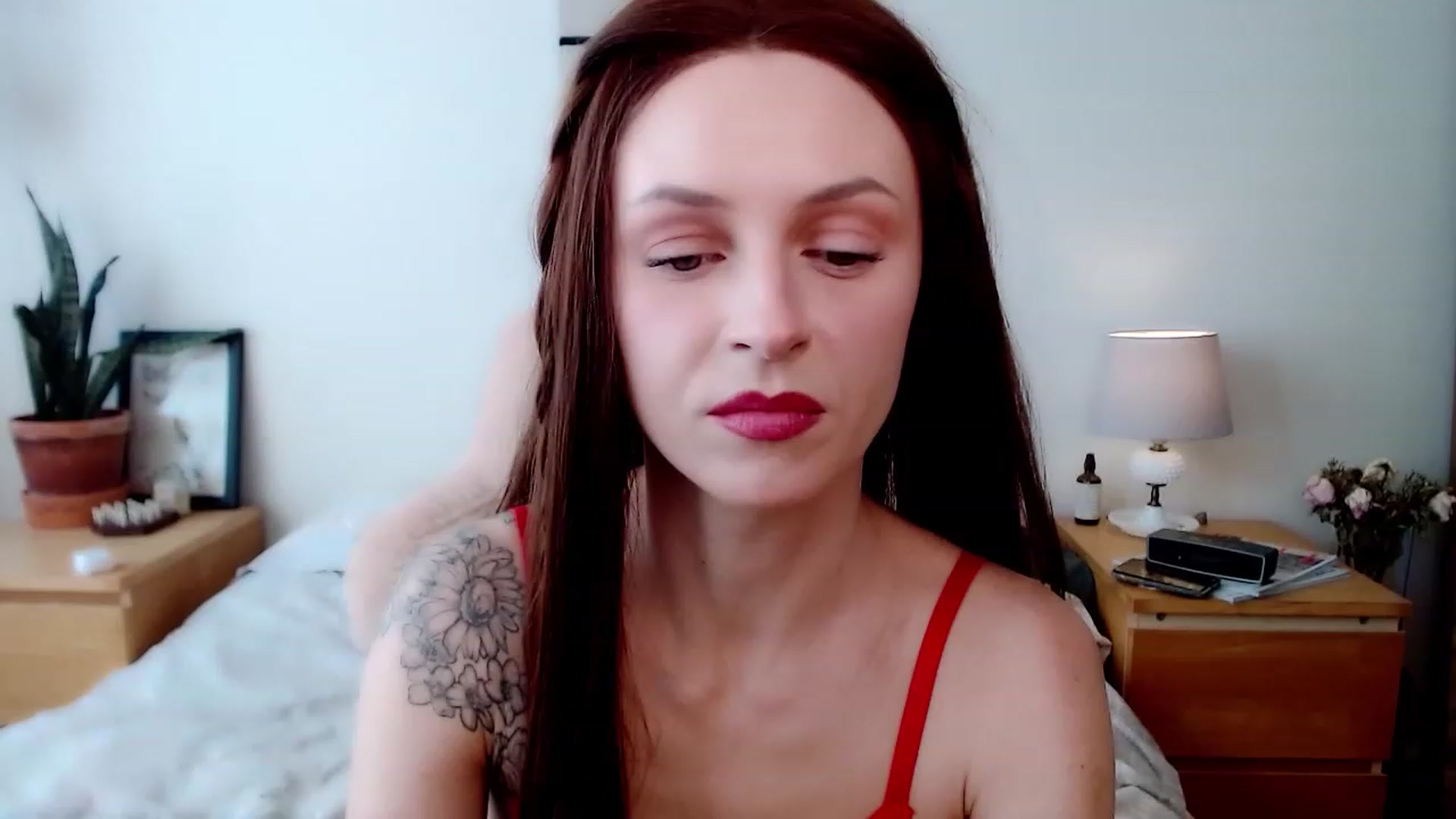 Gallery image thumbnail from therosethorne's myfreecams stream on, 02/17/2023, 20:56 image 8 of 20