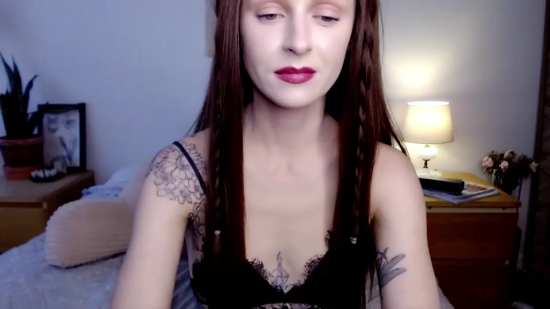Gallery image thumbnail from therosethorne's myfreecams stream on, 02/20/2023, 24:03 image 5 of 20
