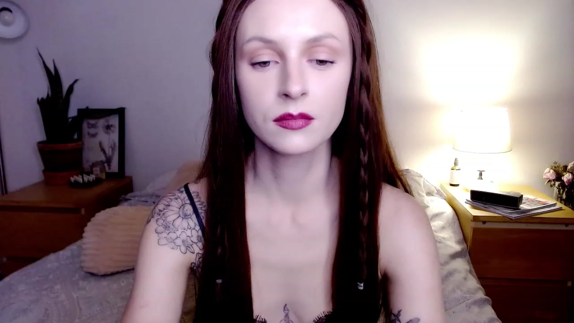 Gallery image thumbnail from therosethorne's myfreecams stream on, 02/20/2023, 24:03 image 16 of 20