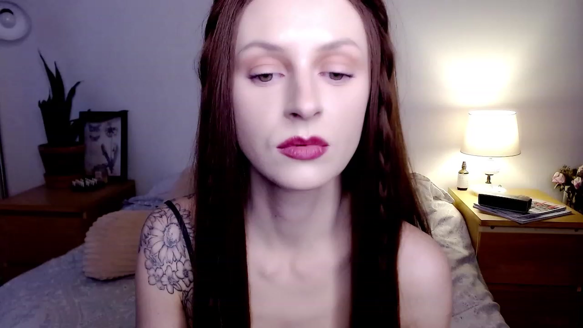 Gallery image thumbnail from therosethorne's myfreecams stream on, 02/20/2023, 24:03 image 13 of 20