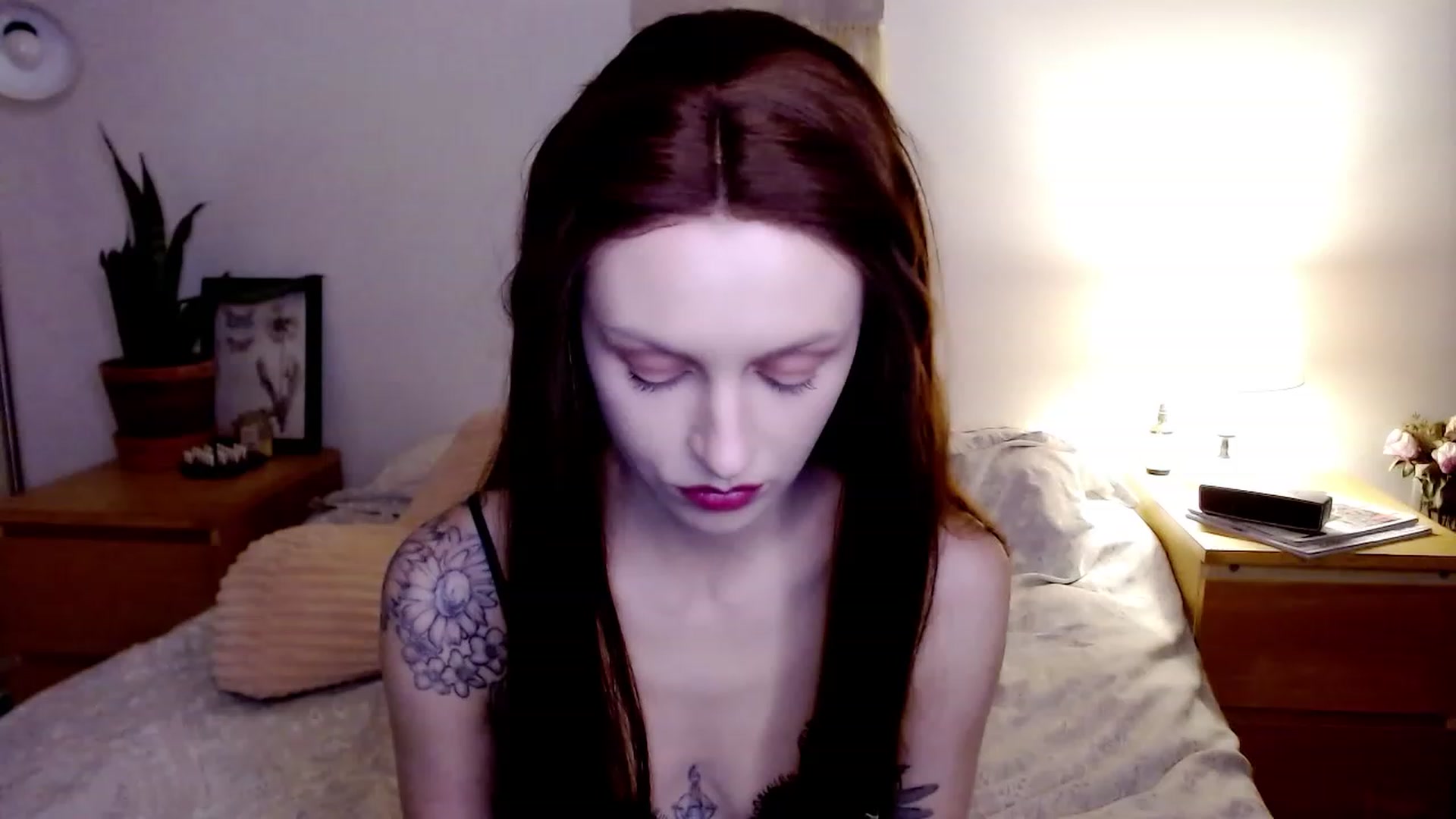 Gallery image thumbnail from therosethorne's myfreecams stream on, 02/20/2023, 24:30 image 5 of 20