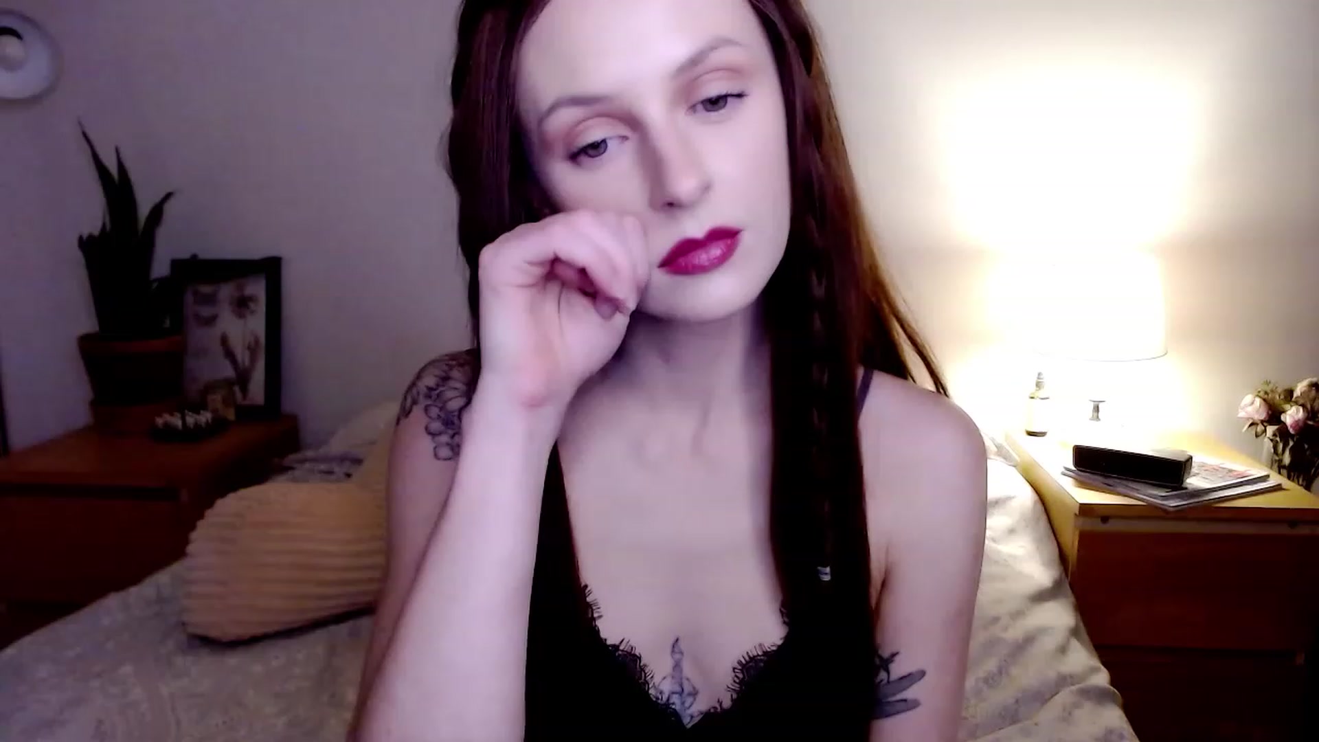 Gallery image thumbnail from therosethorne's myfreecams stream on, 02/20/2023, 24:30 image 8 of 20
