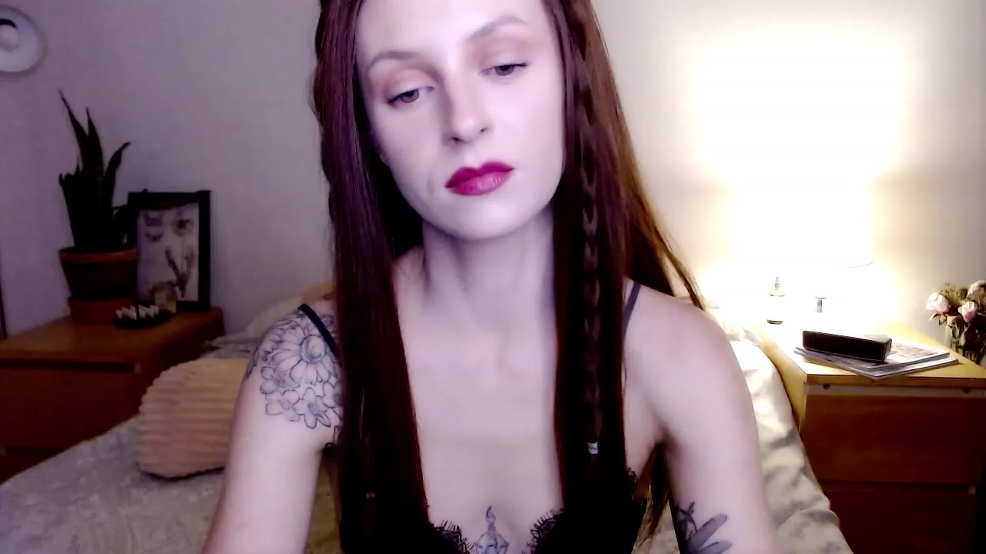 Gallery image thumbnail from therosethorne's myfreecams stream on, 02/20/2023, 24:30 image 11 of 20