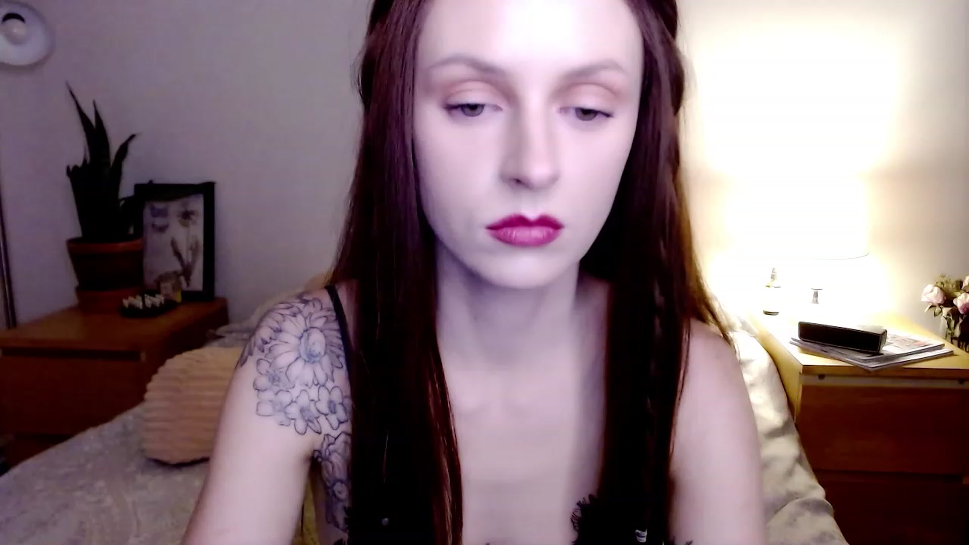Gallery image thumbnail from therosethorne's myfreecams stream on, 02/20/2023, 24:30 image 6 of 20