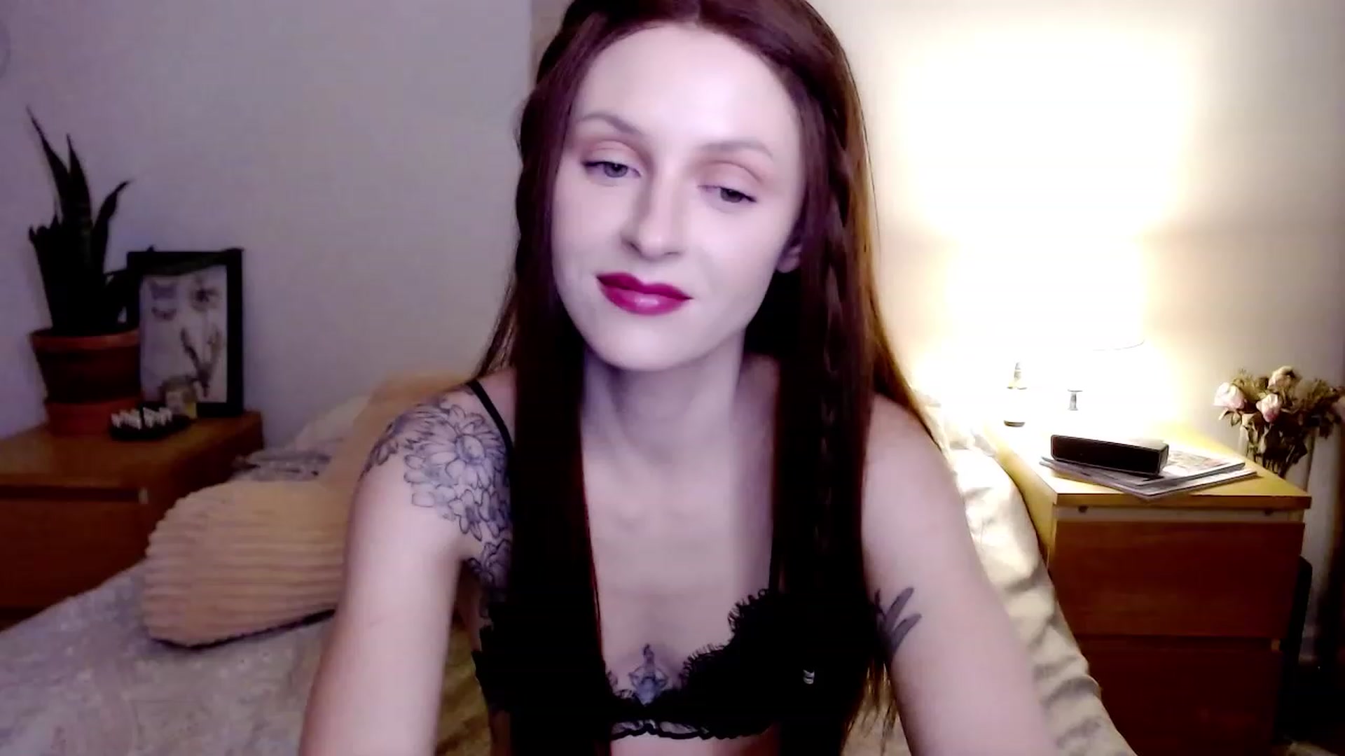 Gallery image thumbnail from therosethorne's myfreecams stream on, 02/20/2023, 24:30 image 19 of 20