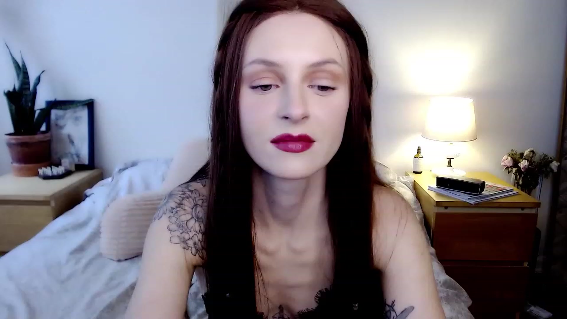 Gallery image thumbnail from therosethorne's myfreecams stream on, 02/22/2023, 20:36 image 7 of 20