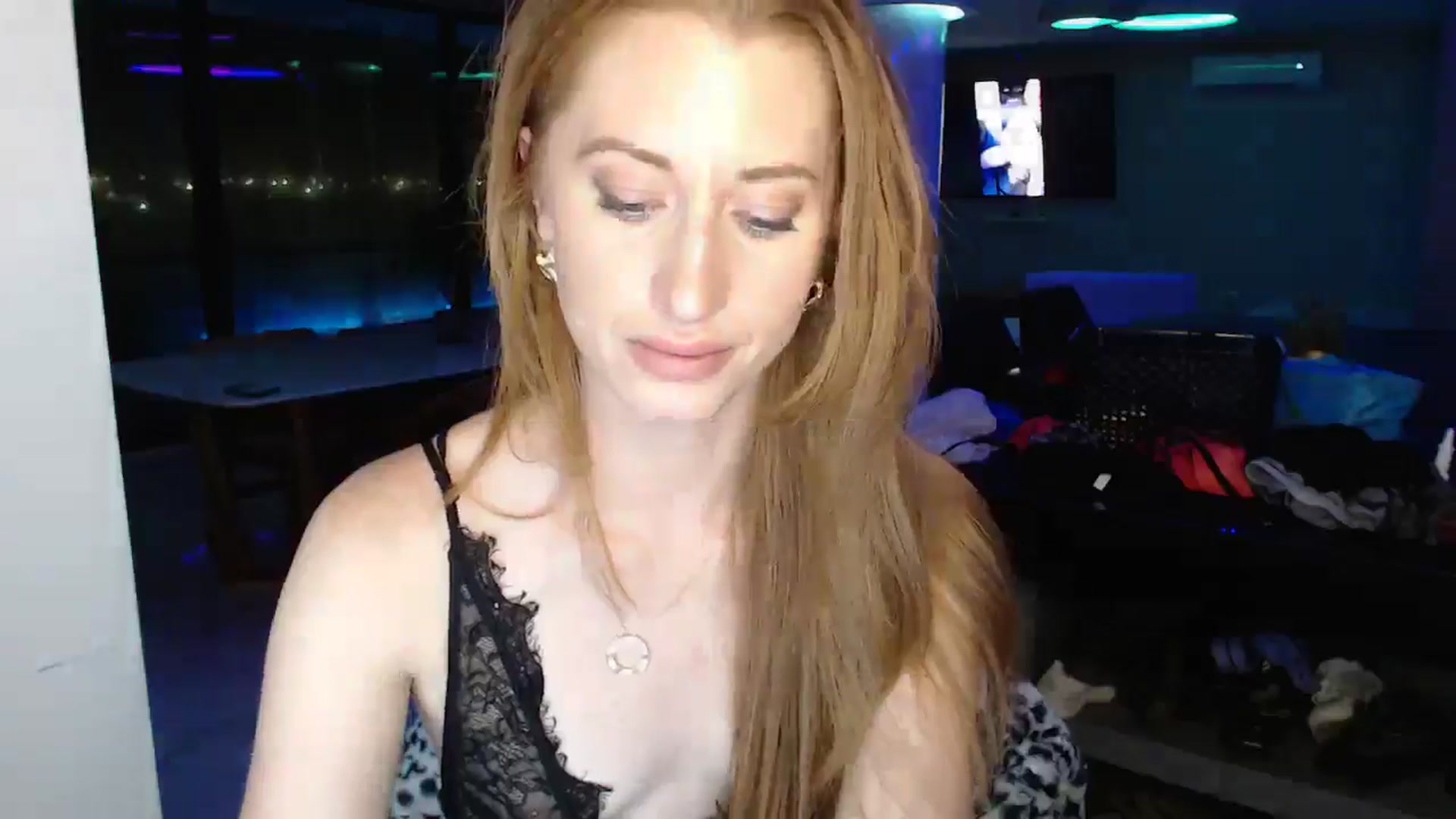 Gallery image thumbnail from thetigerqueen's myfreecams stream on, 06/14/2024, 08:20 image 9 of 20
