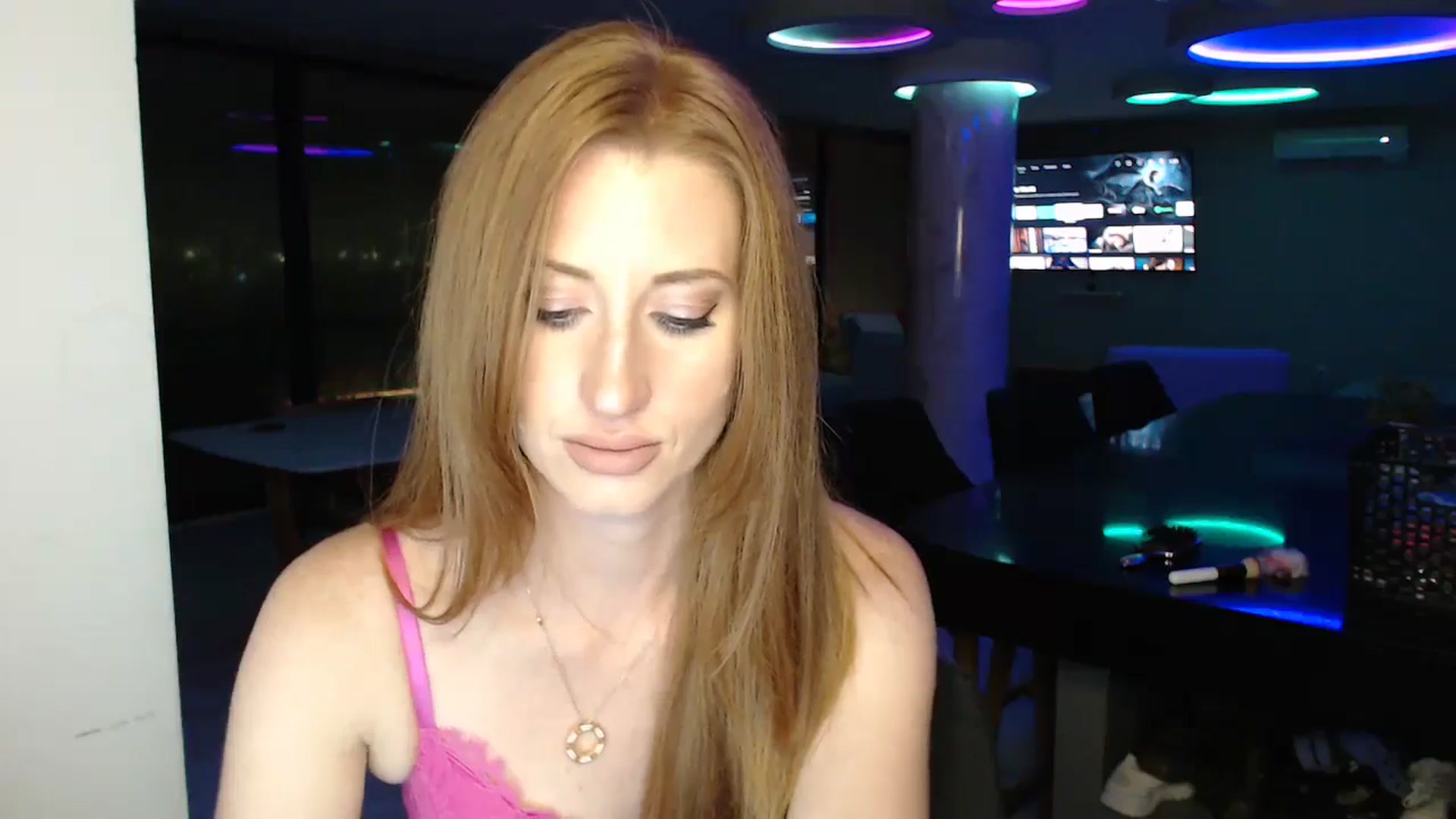 Gallery image thumbnail from thetigerqueen's myfreecams stream on, 06/15/2024, 08:12 image 2 of 20
