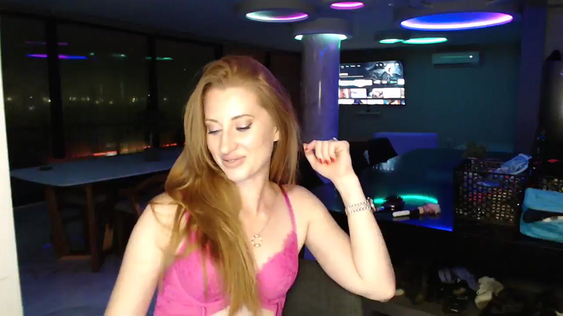Gallery image thumbnail from thetigerqueen's myfreecams stream on, 06/15/2024, 08:12 image 11 of 20