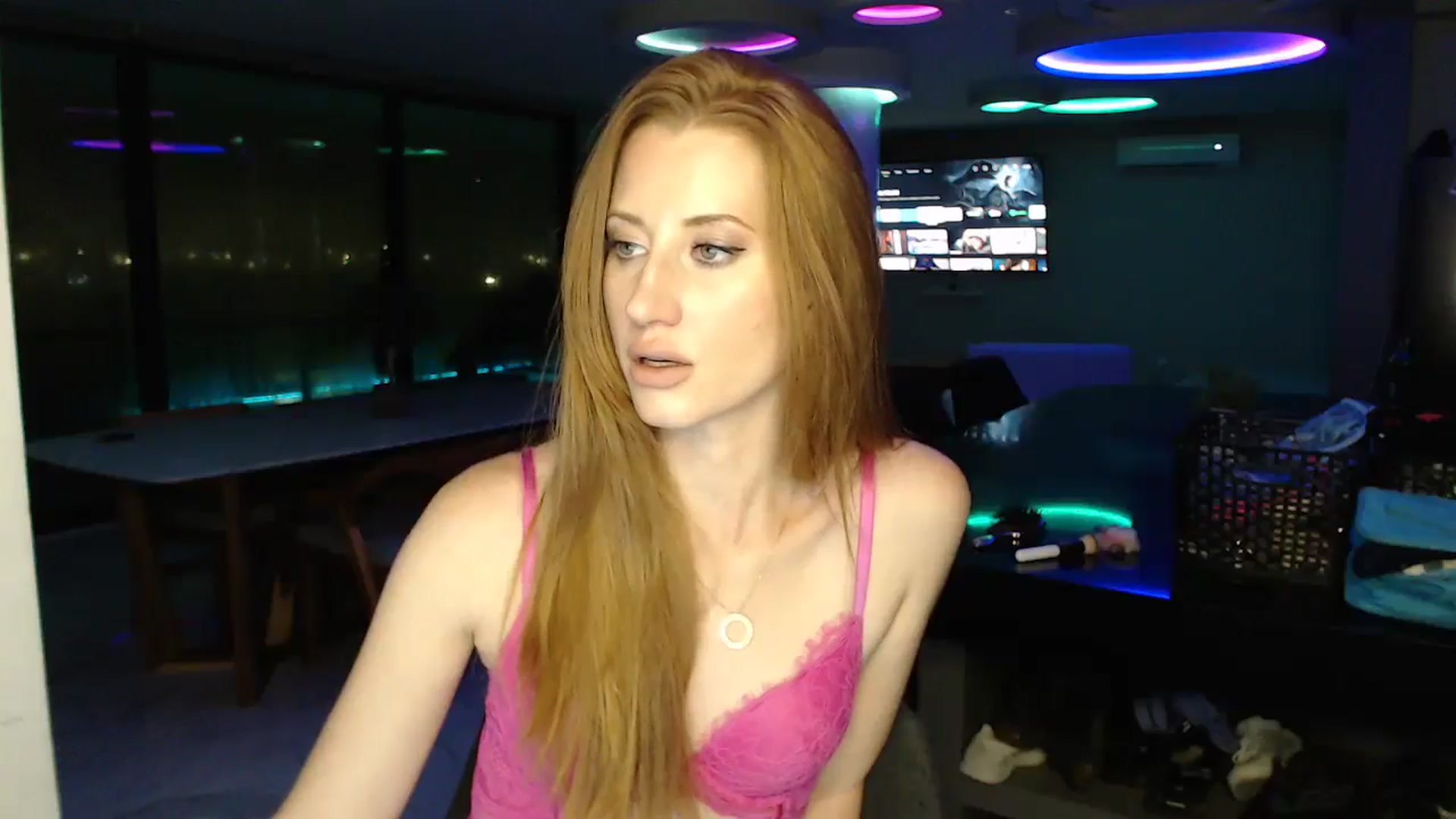 Gallery image thumbnail from thetigerqueen's myfreecams stream on, 06/15/2024, 08:12 image 15 of 20