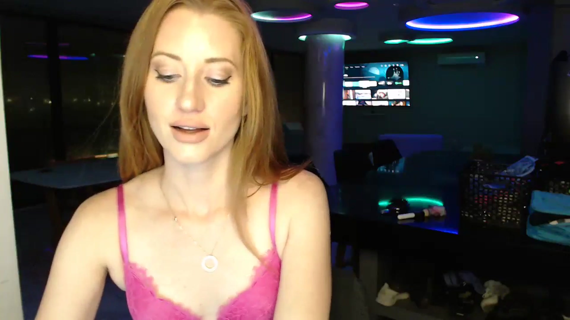 Gallery image thumbnail from thetigerqueen's myfreecams stream on, 06/15/2024, 08:12 image 9 of 20