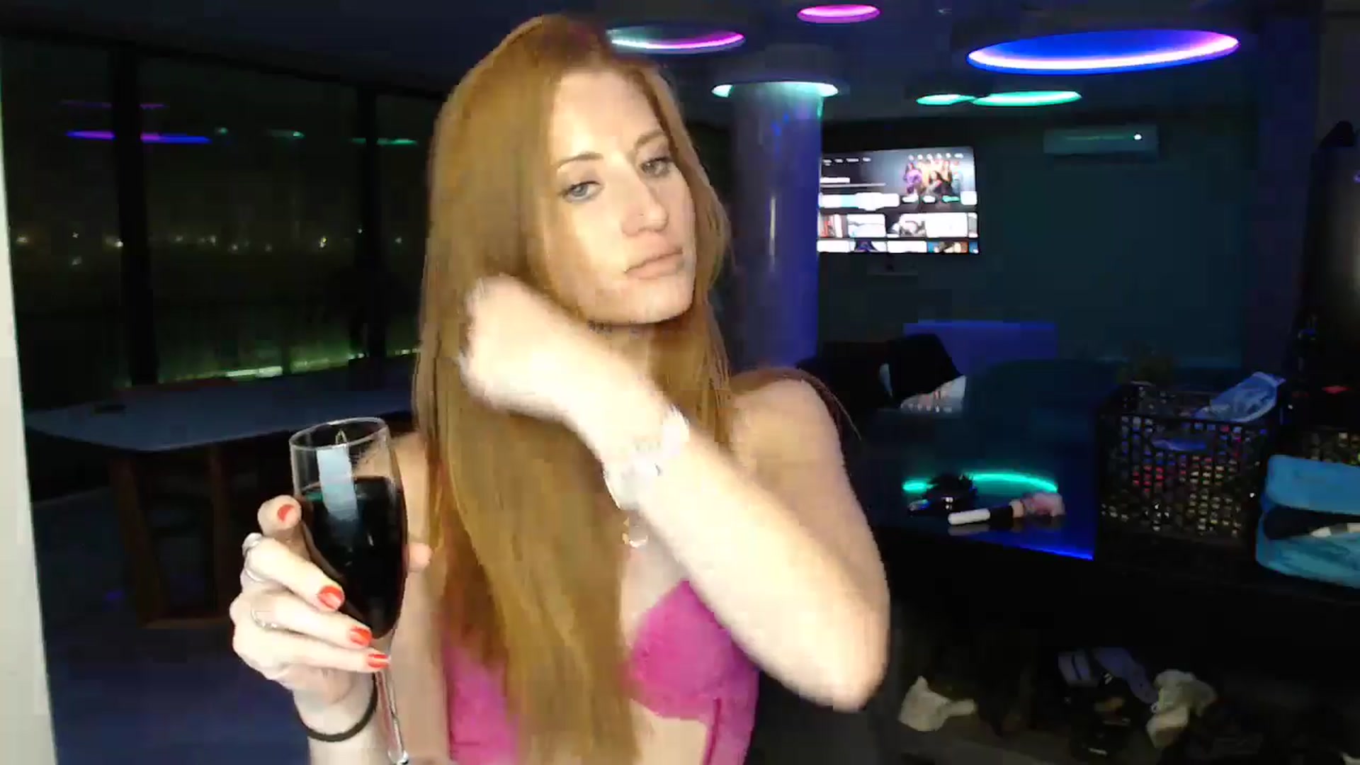 Gallery image thumbnail from thetigerqueen's myfreecams stream on, 06/15/2024, 08:12 image 13 of 20