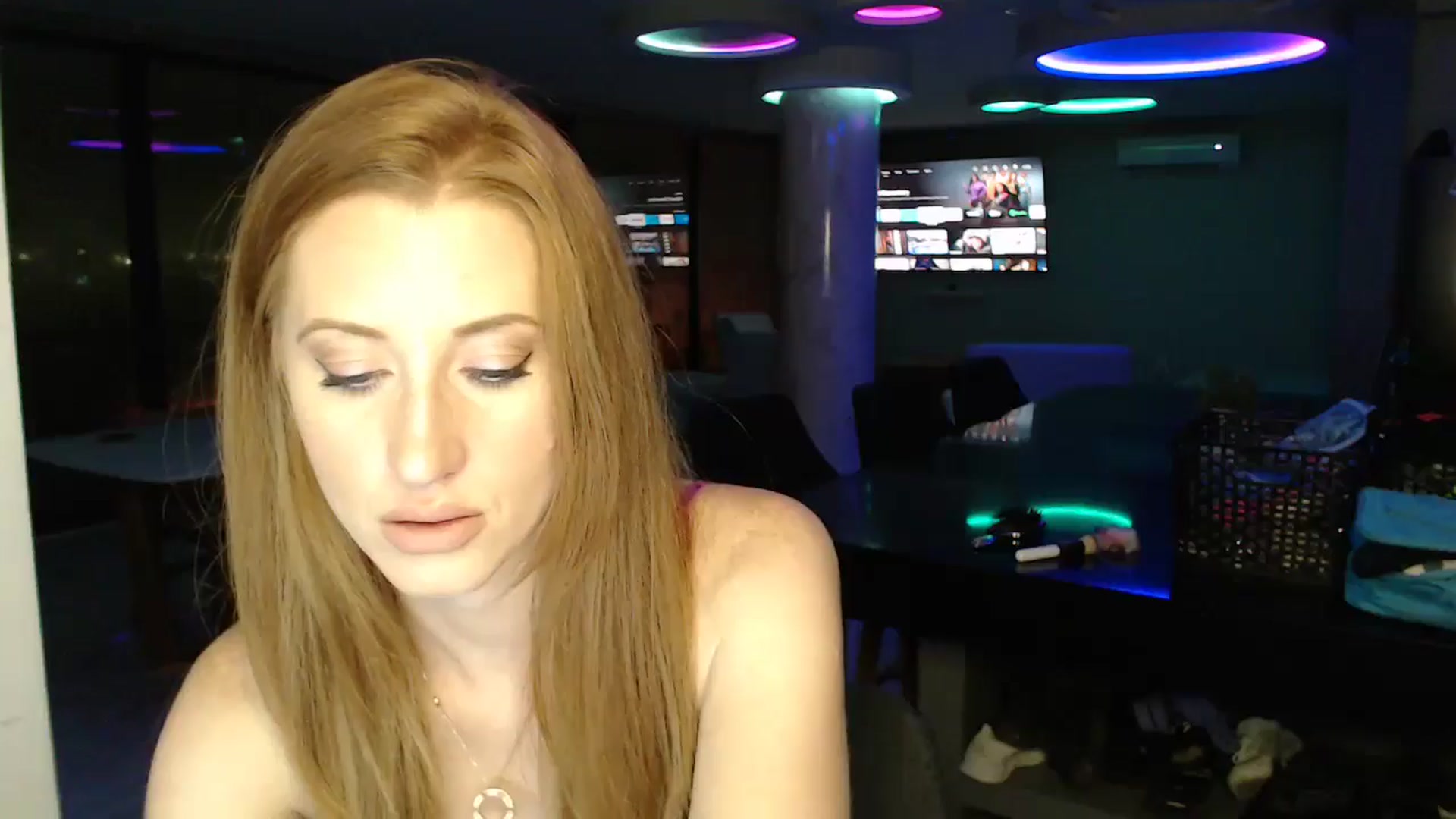 Gallery image thumbnail from thetigerqueen's myfreecams stream on, 06/15/2024, 08:26 image 12 of 20