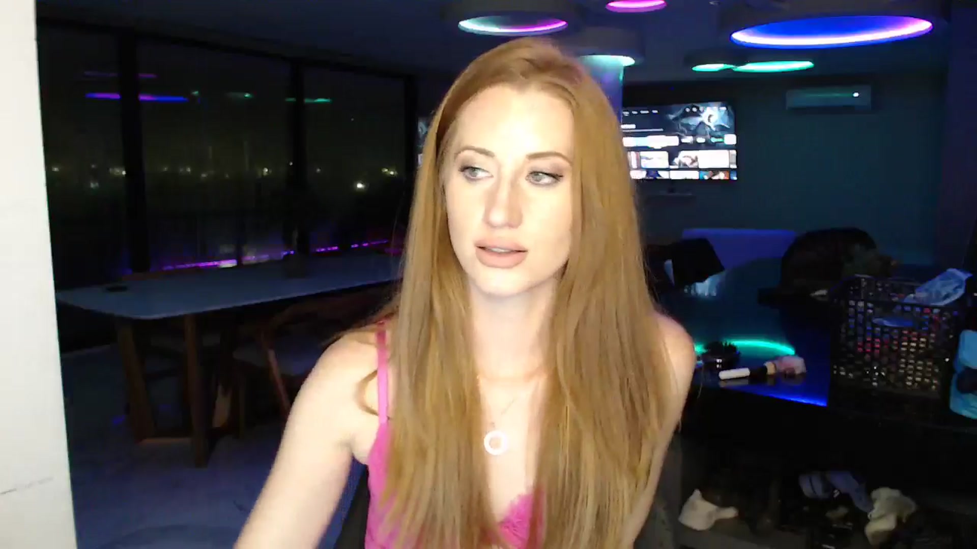 Gallery image thumbnail from thetigerqueen's myfreecams stream on, 06/15/2024, 08:26 image 20 of 20