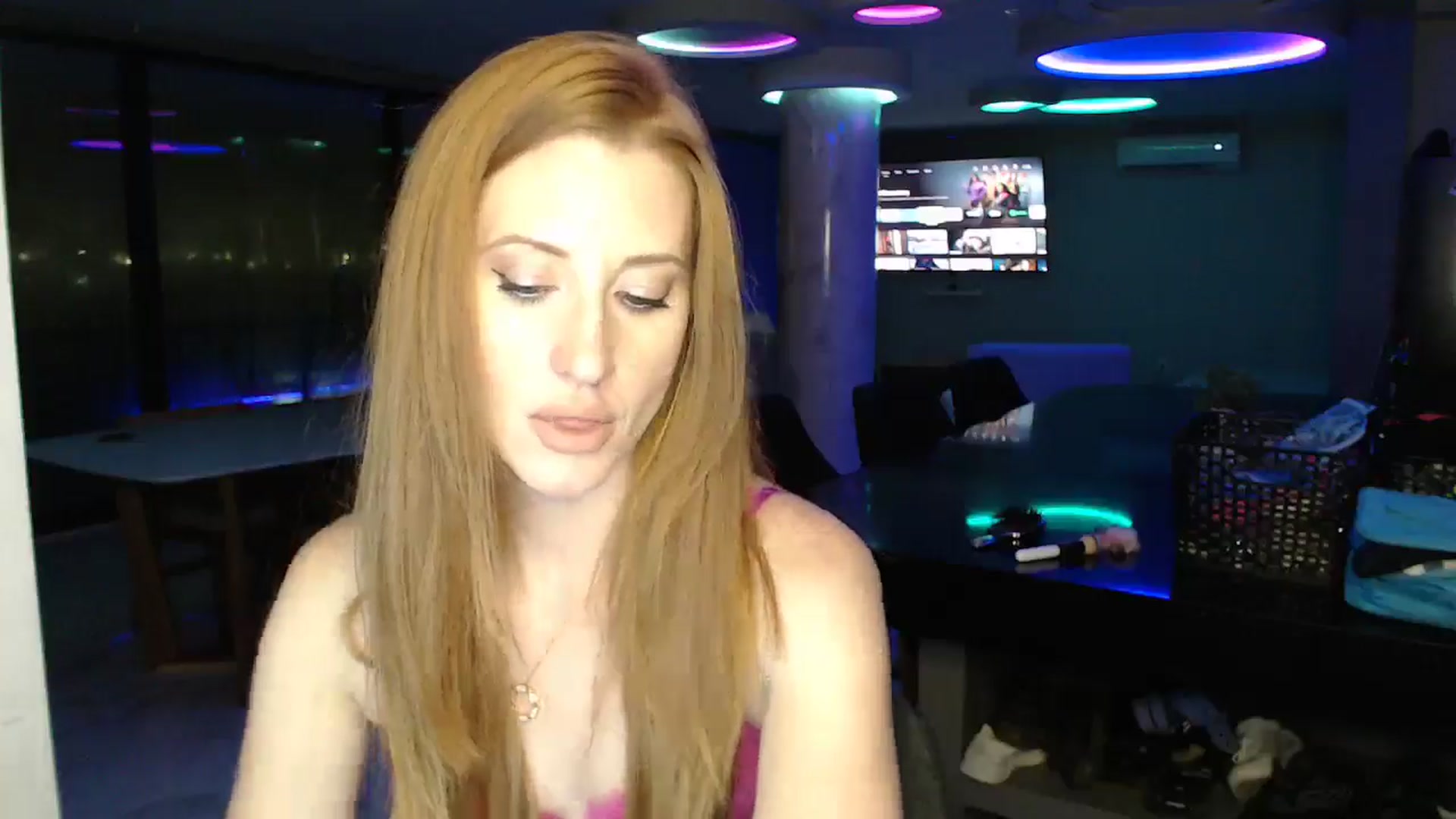 Gallery image thumbnail from thetigerqueen's myfreecams stream on, 06/15/2024, 08:26 image 10 of 20