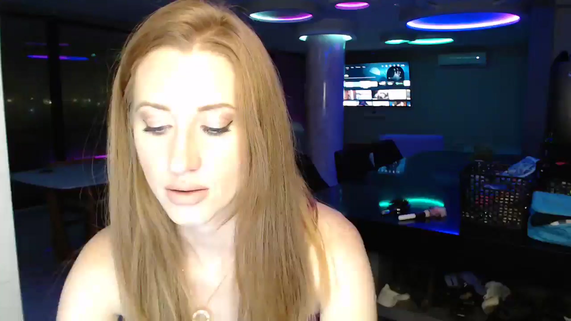 Gallery image thumbnail from thetigerqueen's myfreecams stream on, 06/15/2024, 08:26 image 15 of 20