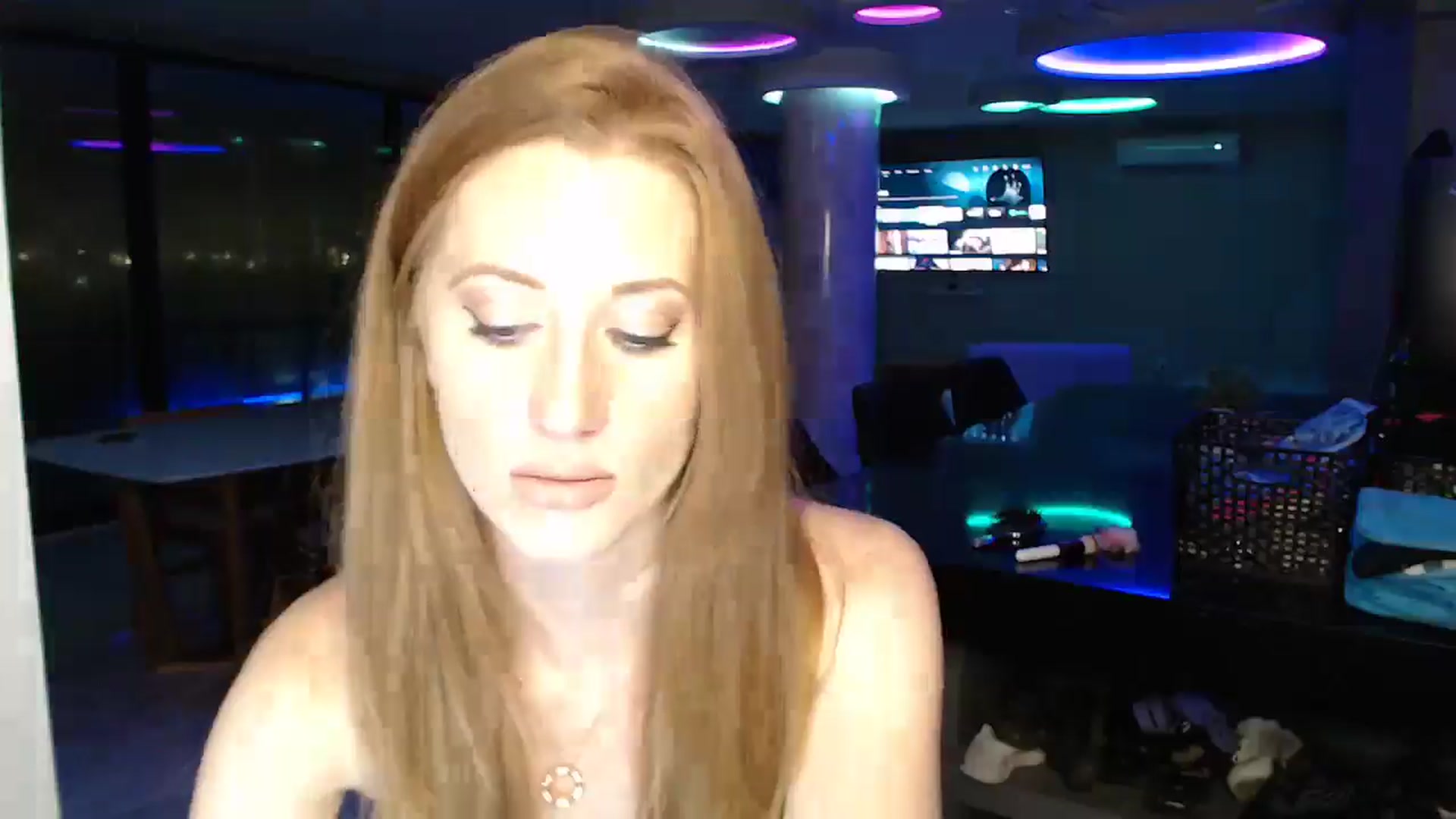 Gallery image thumbnail from thetigerqueen's myfreecams stream on, 06/15/2024, 08:26 image 13 of 20