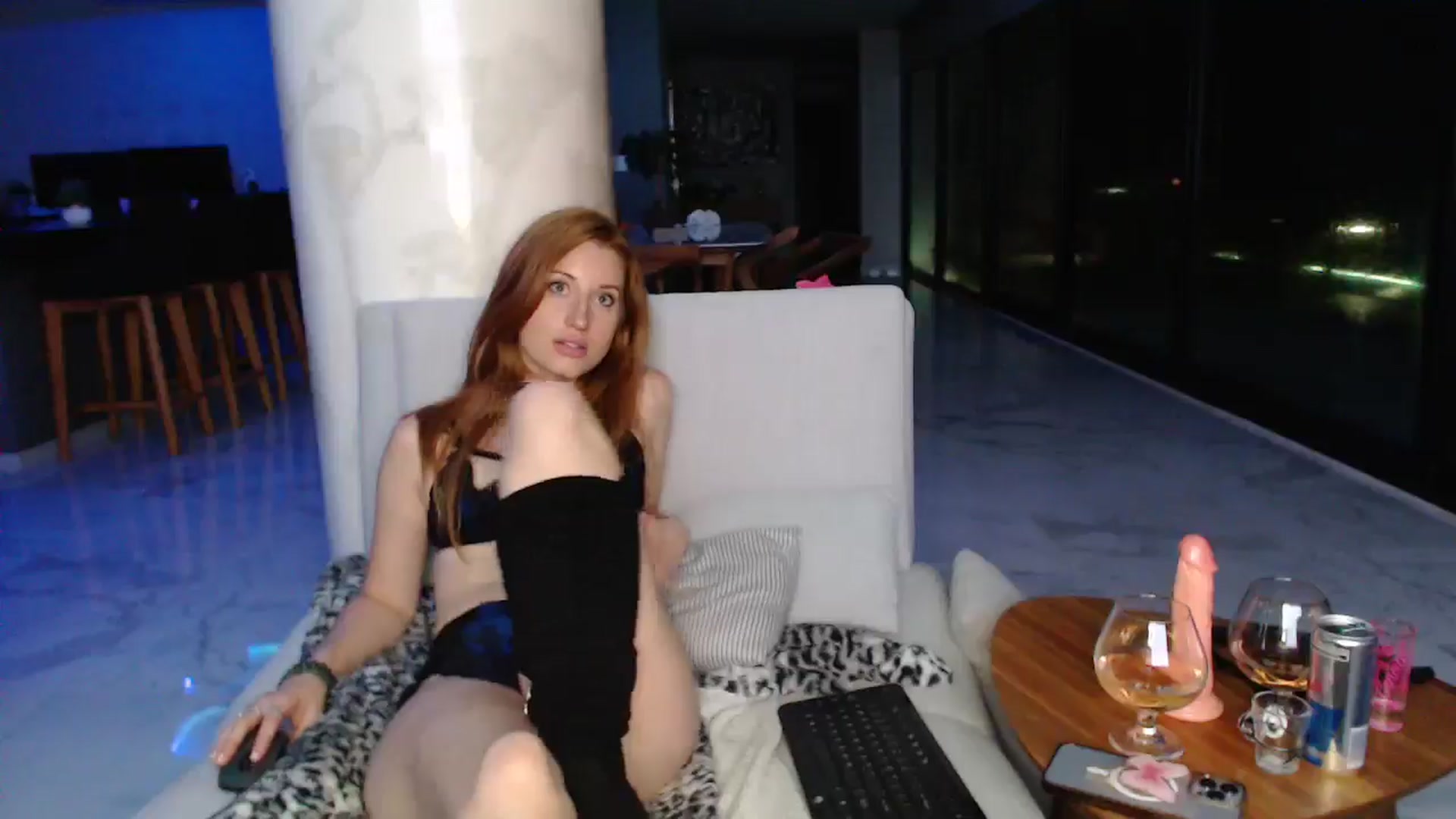 Gallery image thumbnail from thetigerqueen's myfreecams stream on, 06/22/2024, 10:05 image 13 of 20