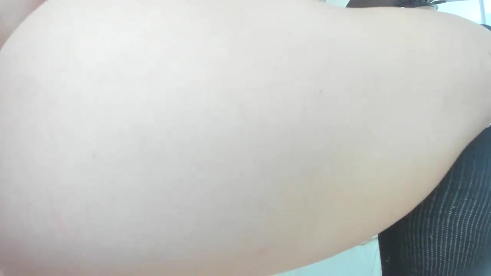 Gallery image thumbnail from thewolfof_MFC's myfreecams stream on, 03/17/2023, 16:56 image 4 of 20