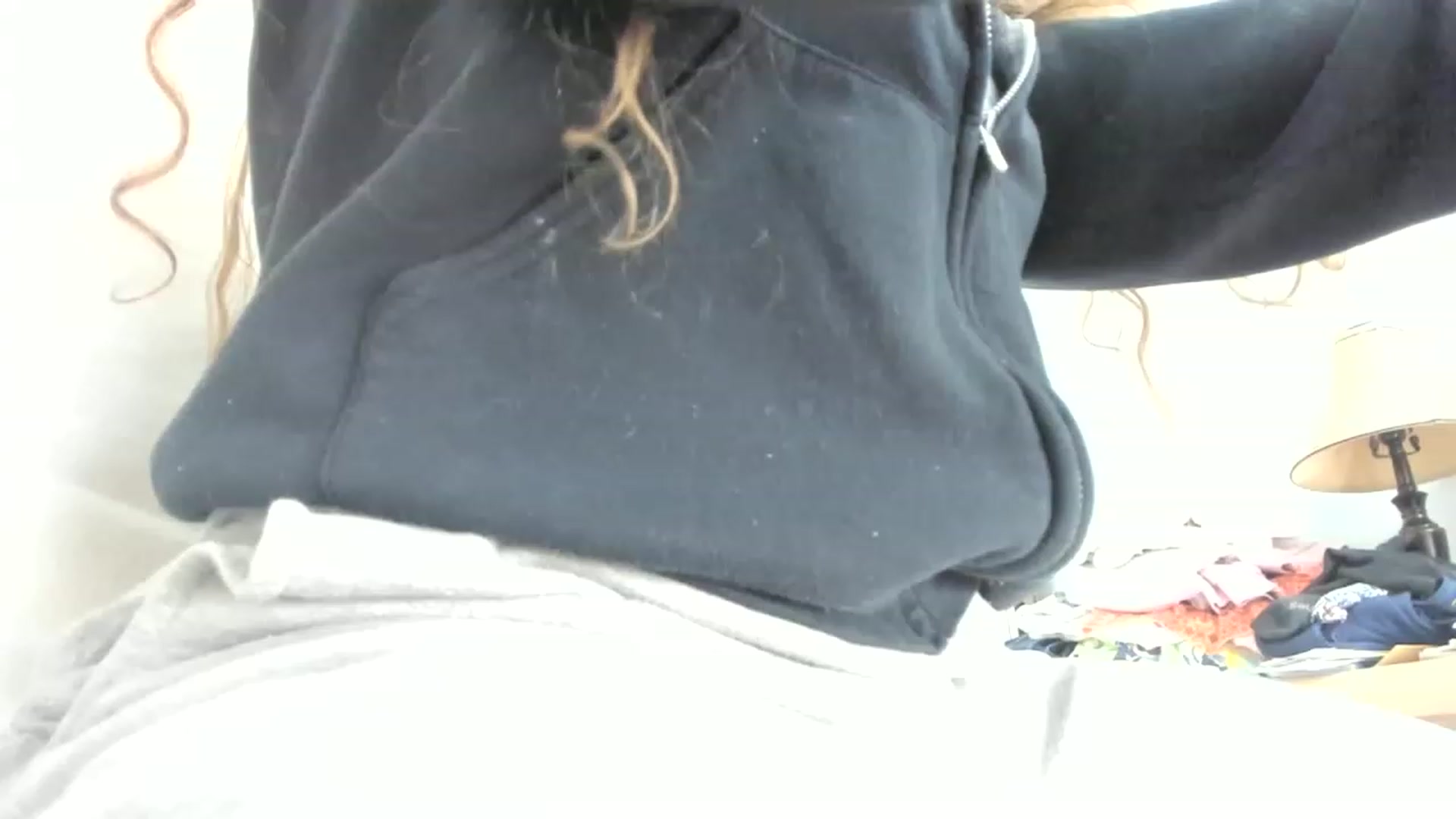 Gallery image thumbnail from thewolfof_MFC's myfreecams stream on, 04/08/2023, 17:06 image 18 of 20